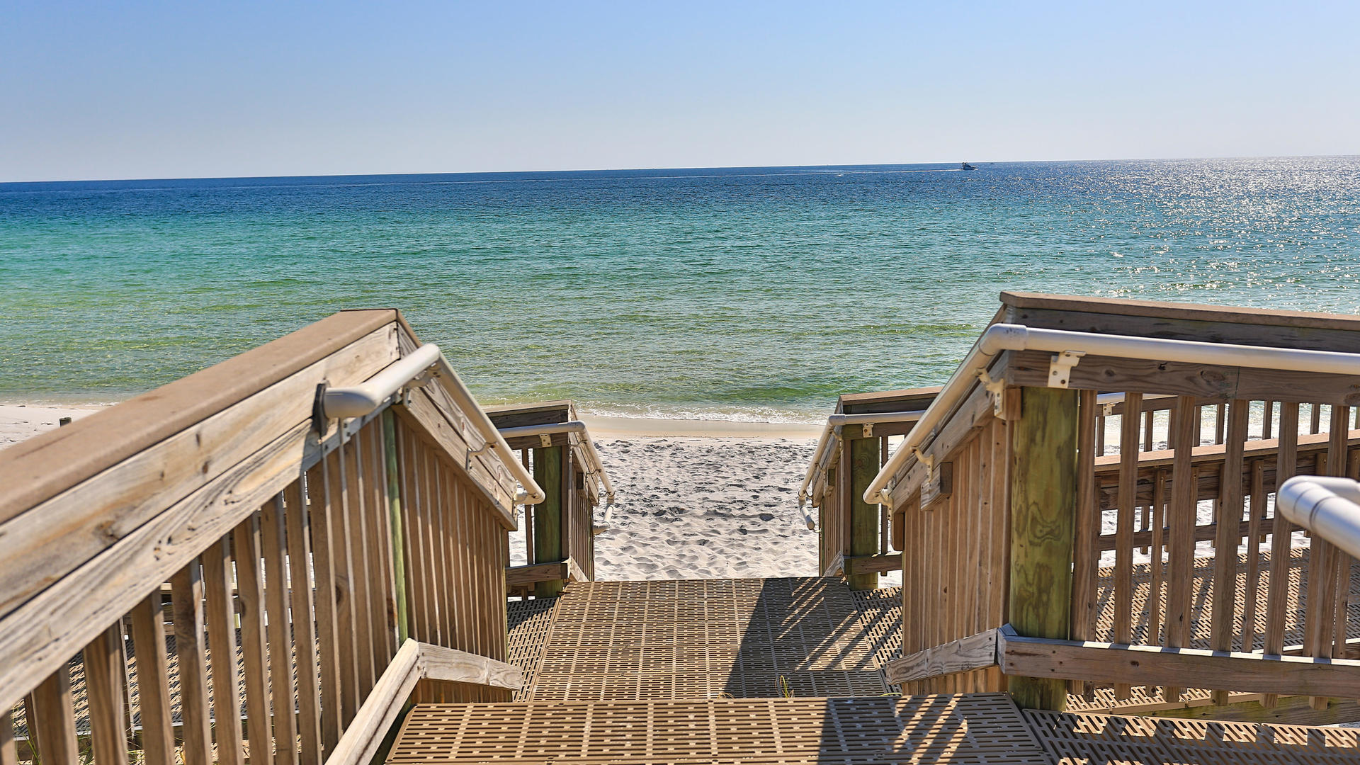 INLET REEF CLUB CONDO - Residential