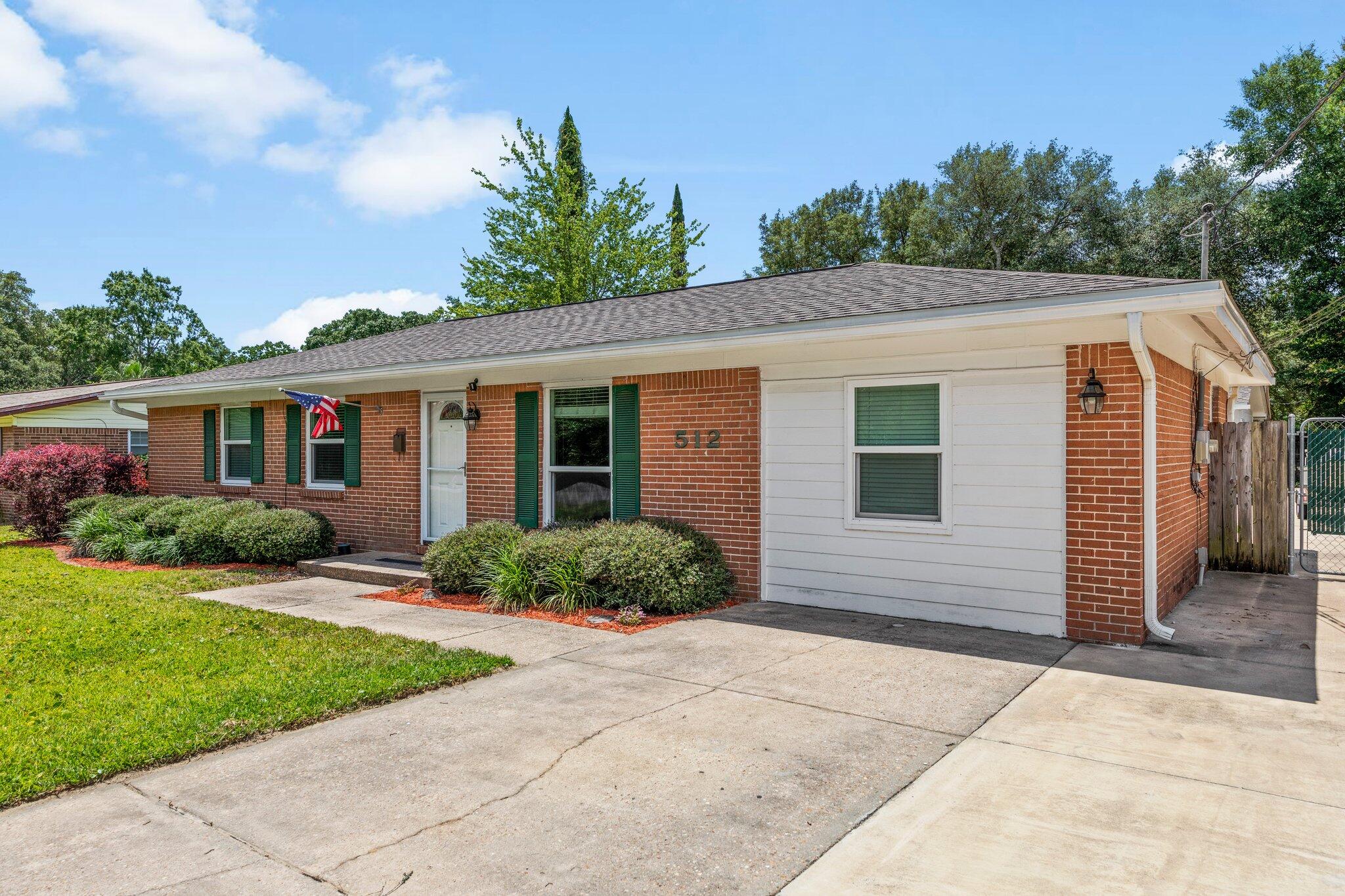 Carol Anne Manor - Residential Lease