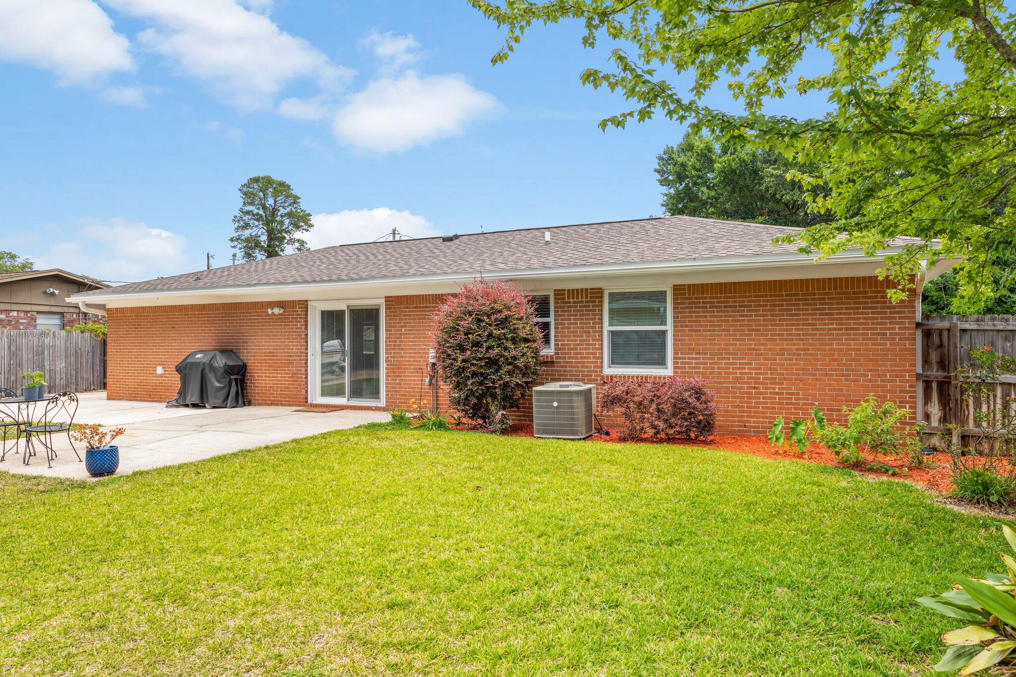 Carol Anne Manor - Residential Lease