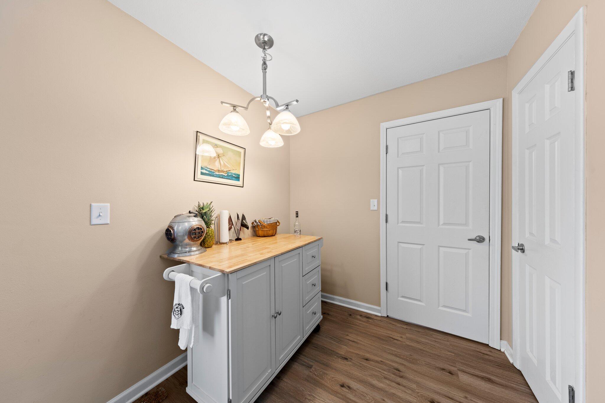 Carol Anne Manor - Residential Lease