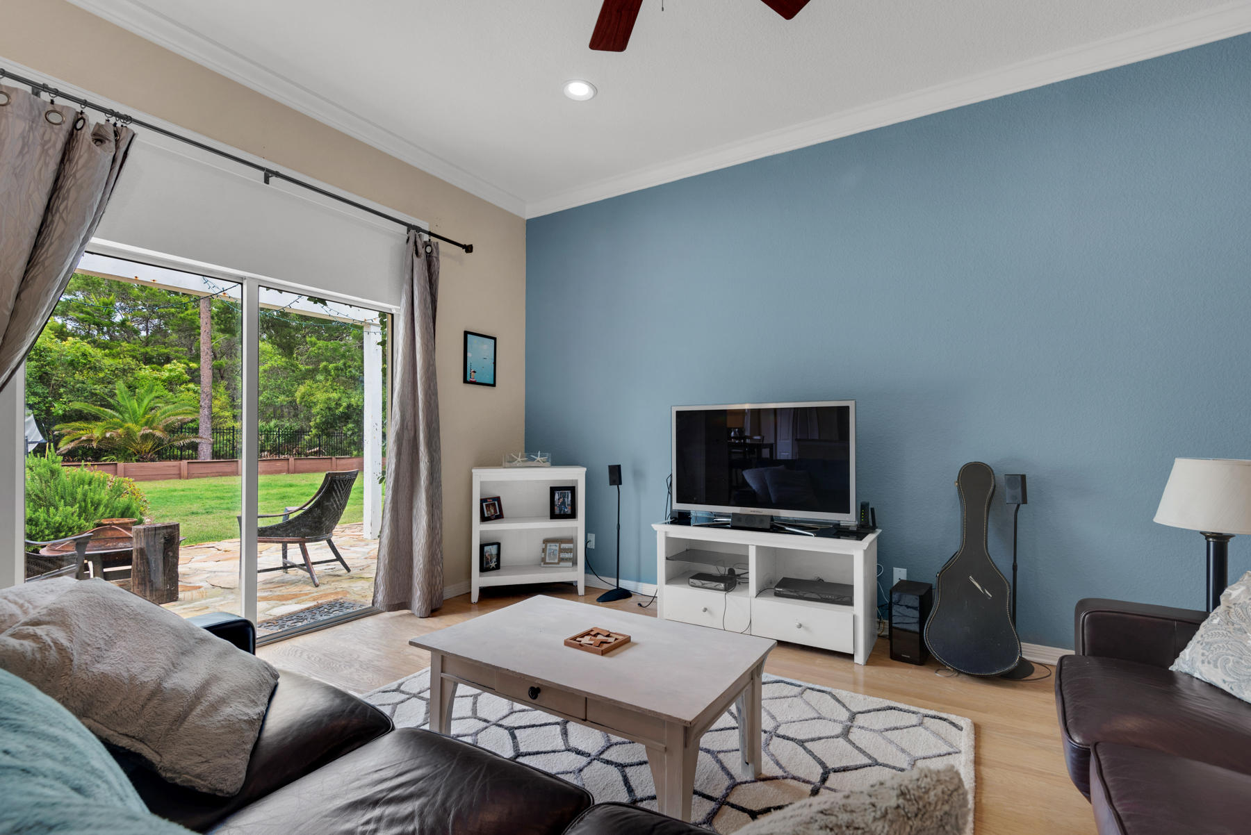 PINES OF BLUE MOUNTAIN - Residential