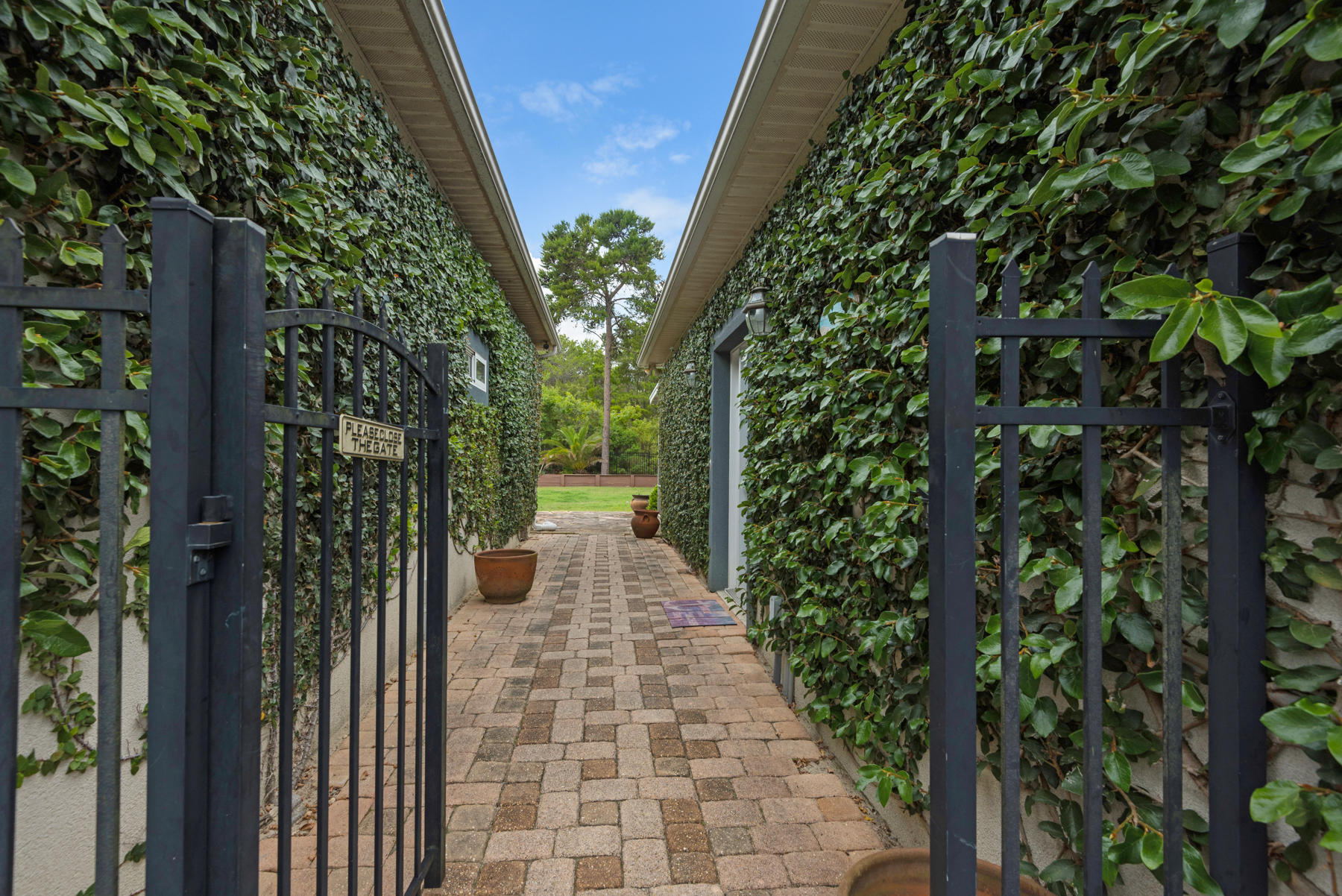 PINES OF BLUE MOUNTAIN - Residential