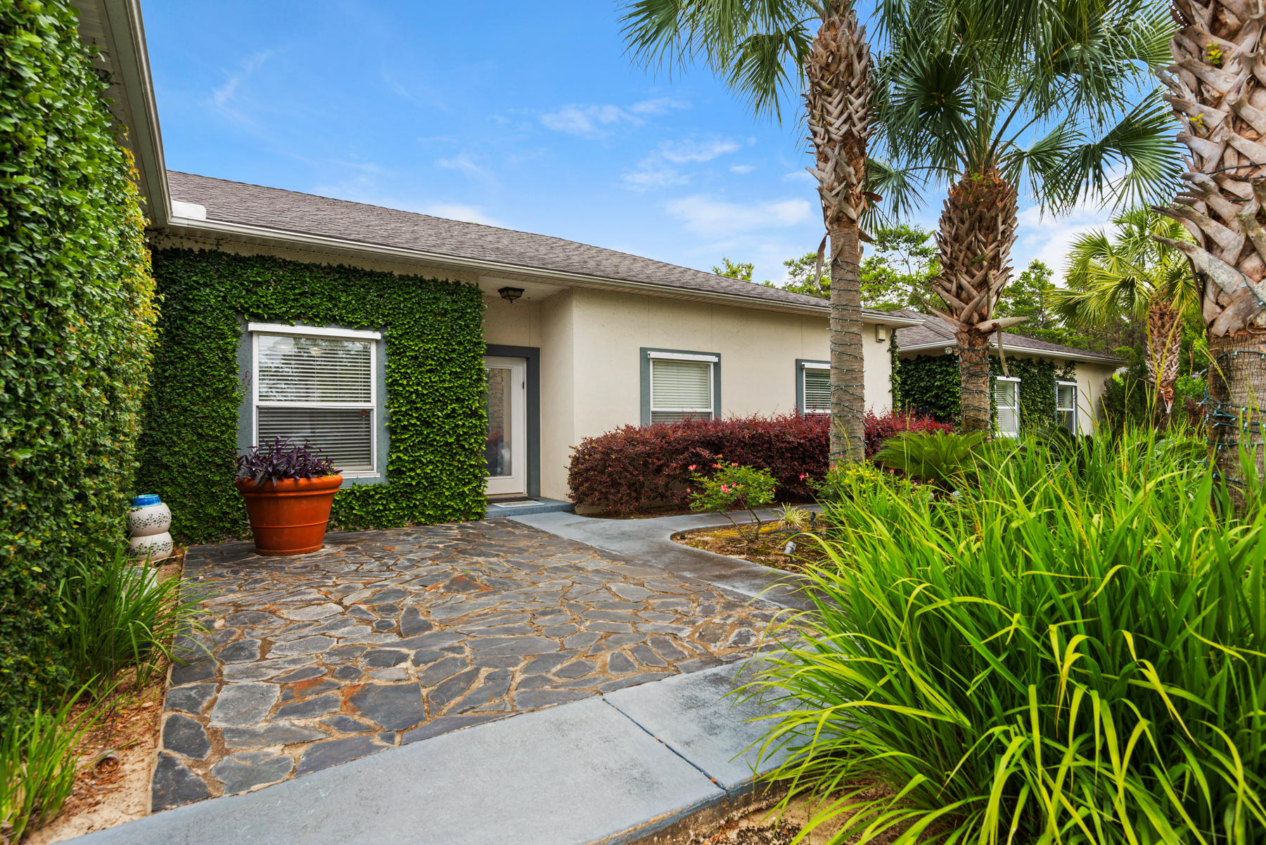 PINES OF BLUE MOUNTAIN - Residential