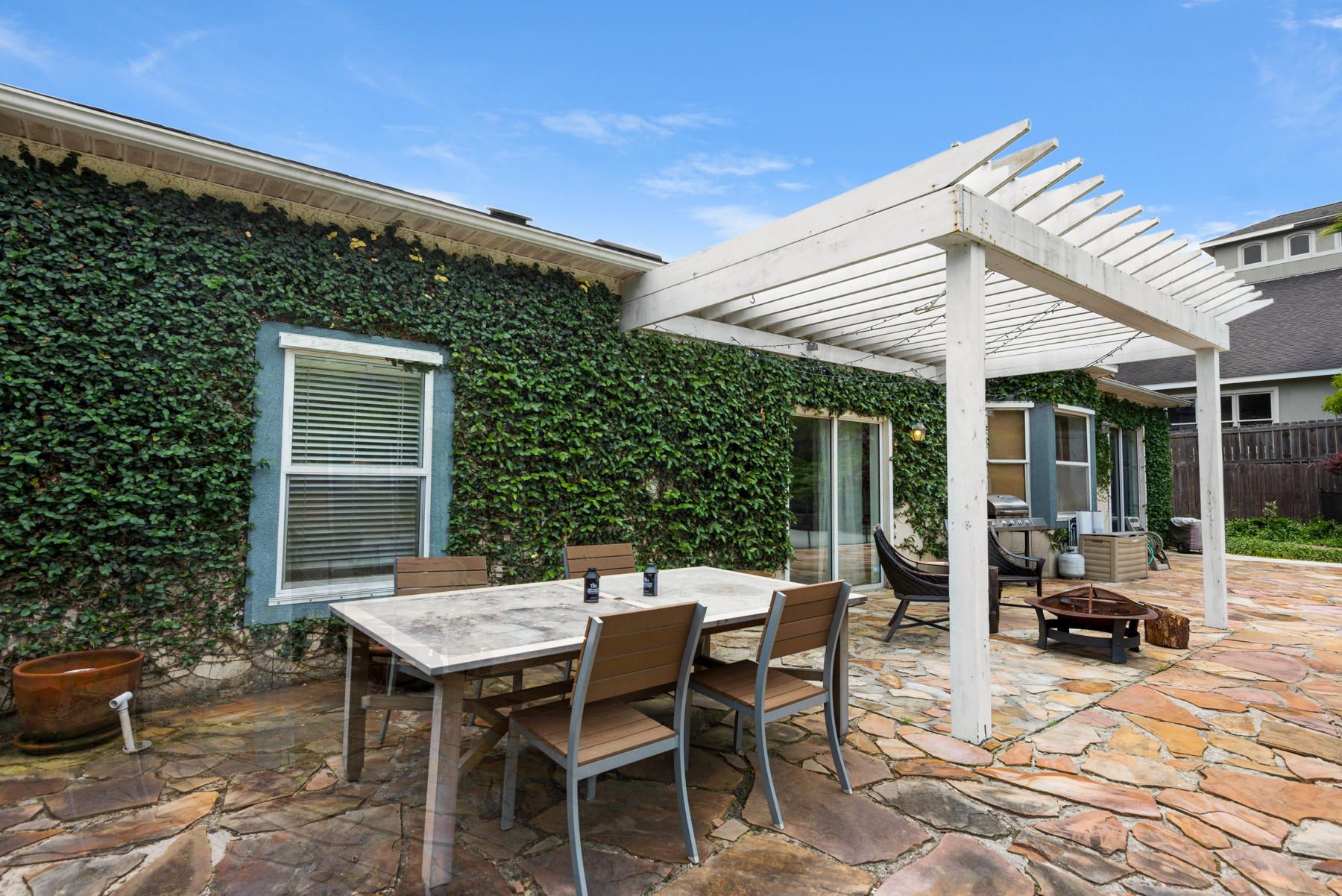 PINES OF BLUE MOUNTAIN - Residential