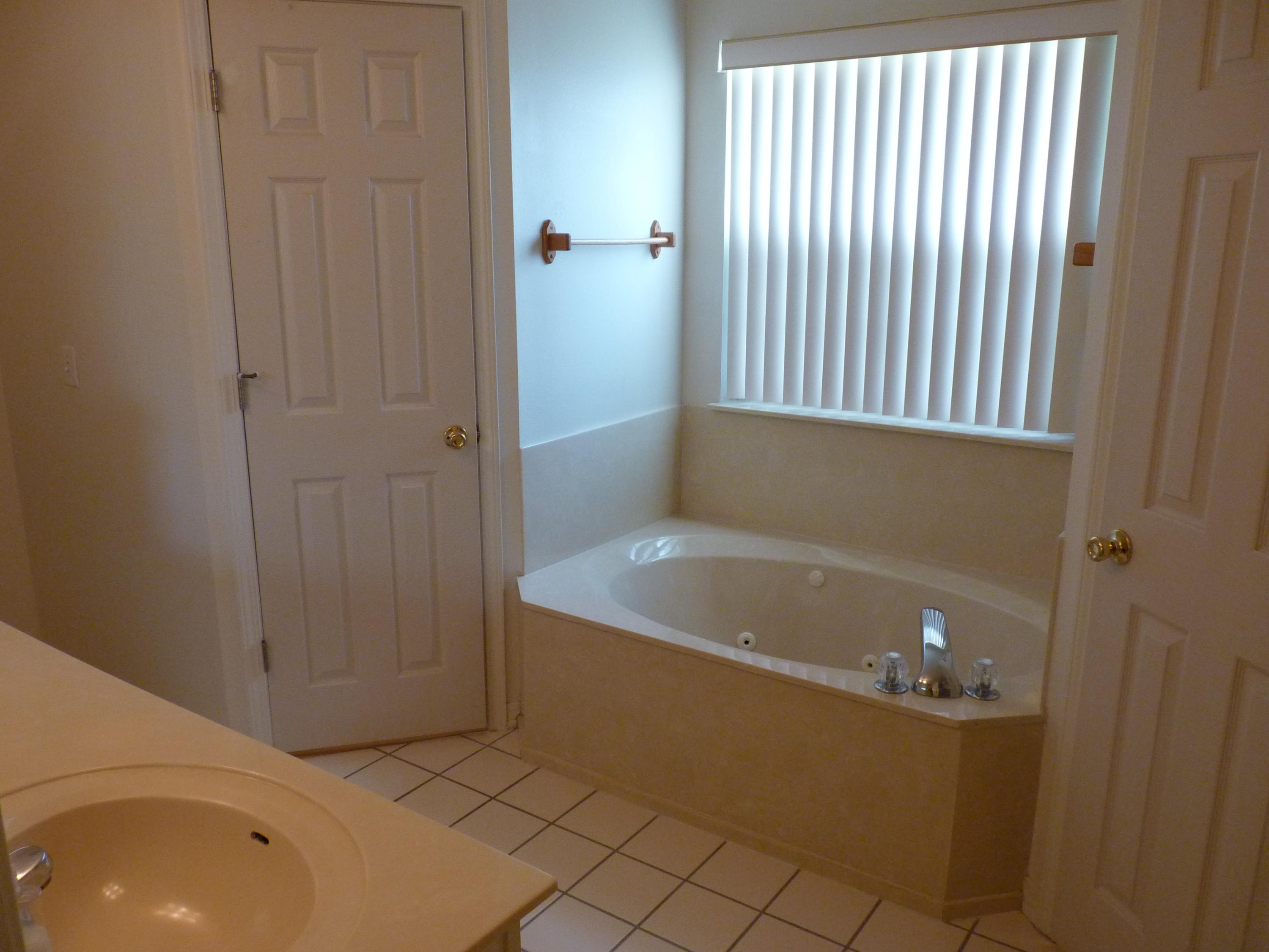 ROYAL OAKS S/D - Residential