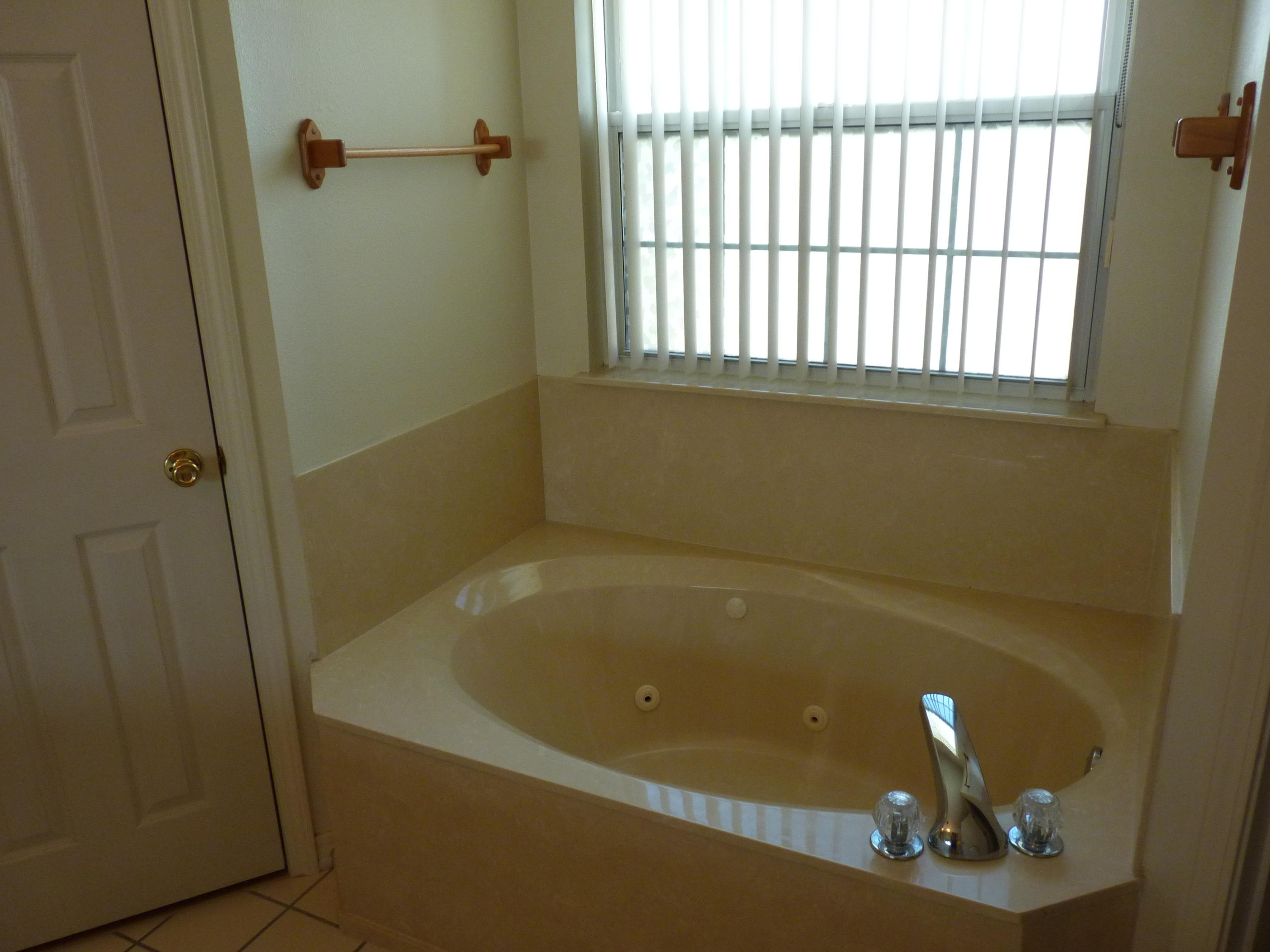 ROYAL OAKS S/D - Residential