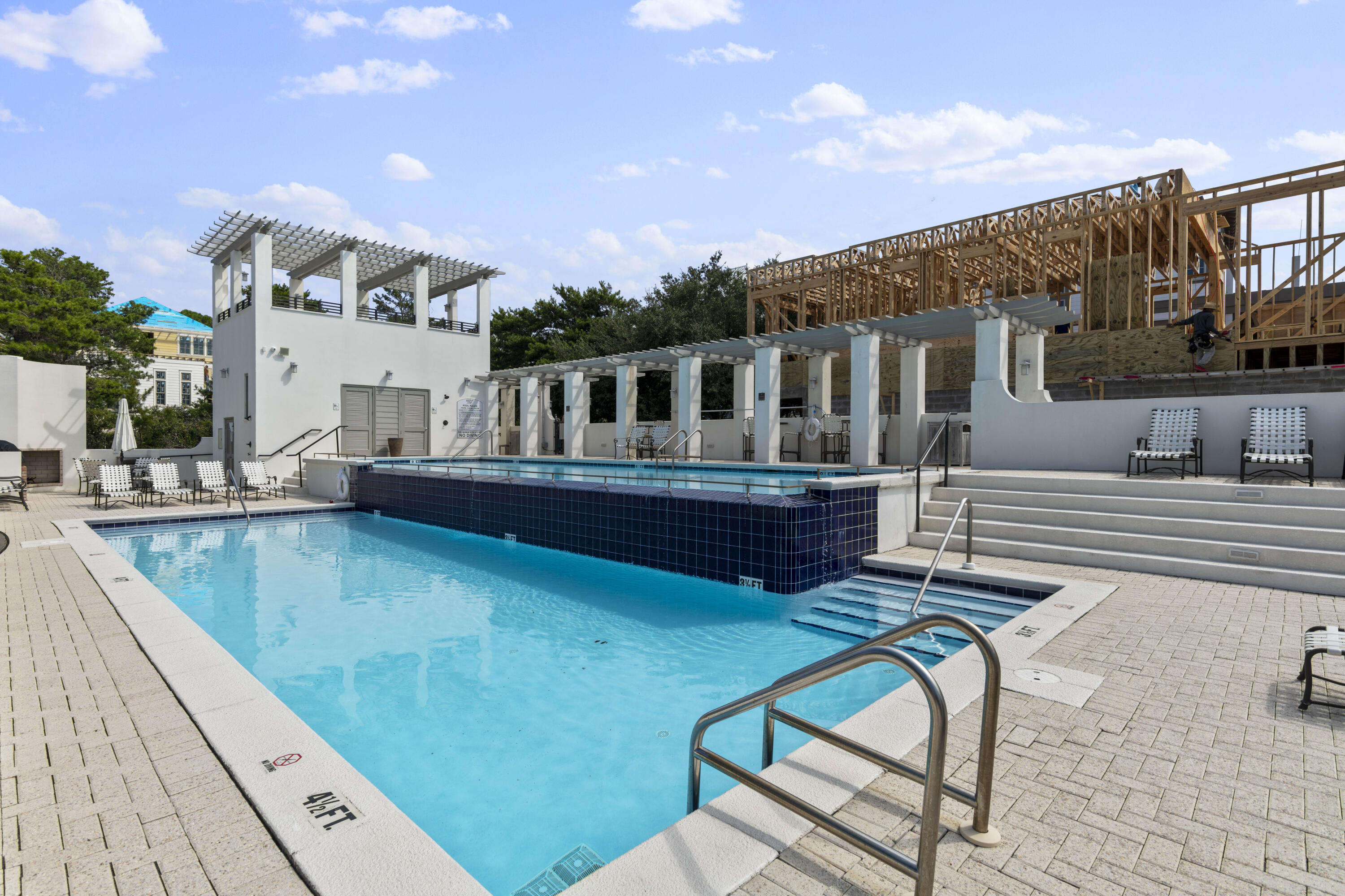 SEANEST VILLAGE - Residential