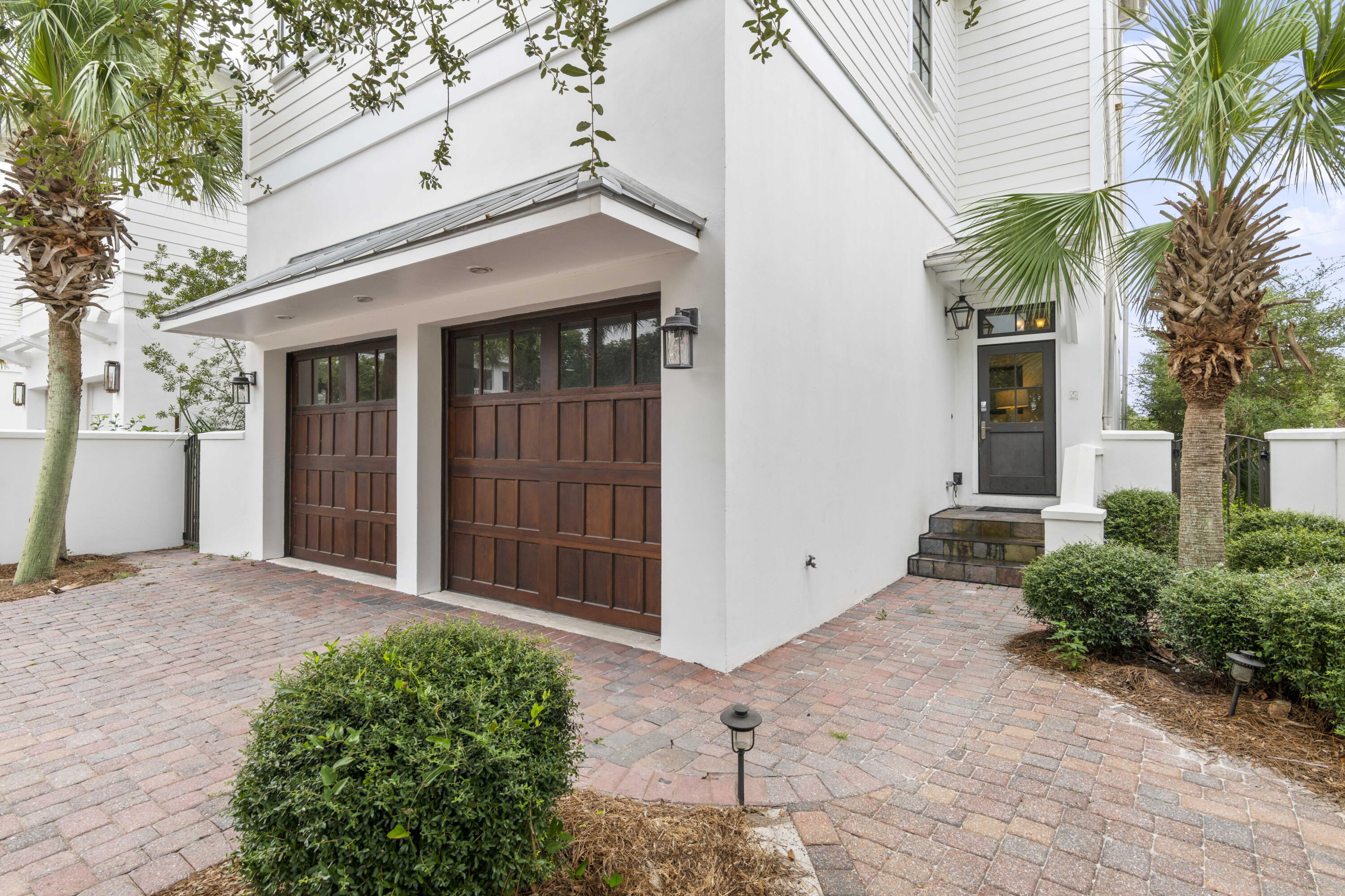 SEANEST VILLAGE - Residential