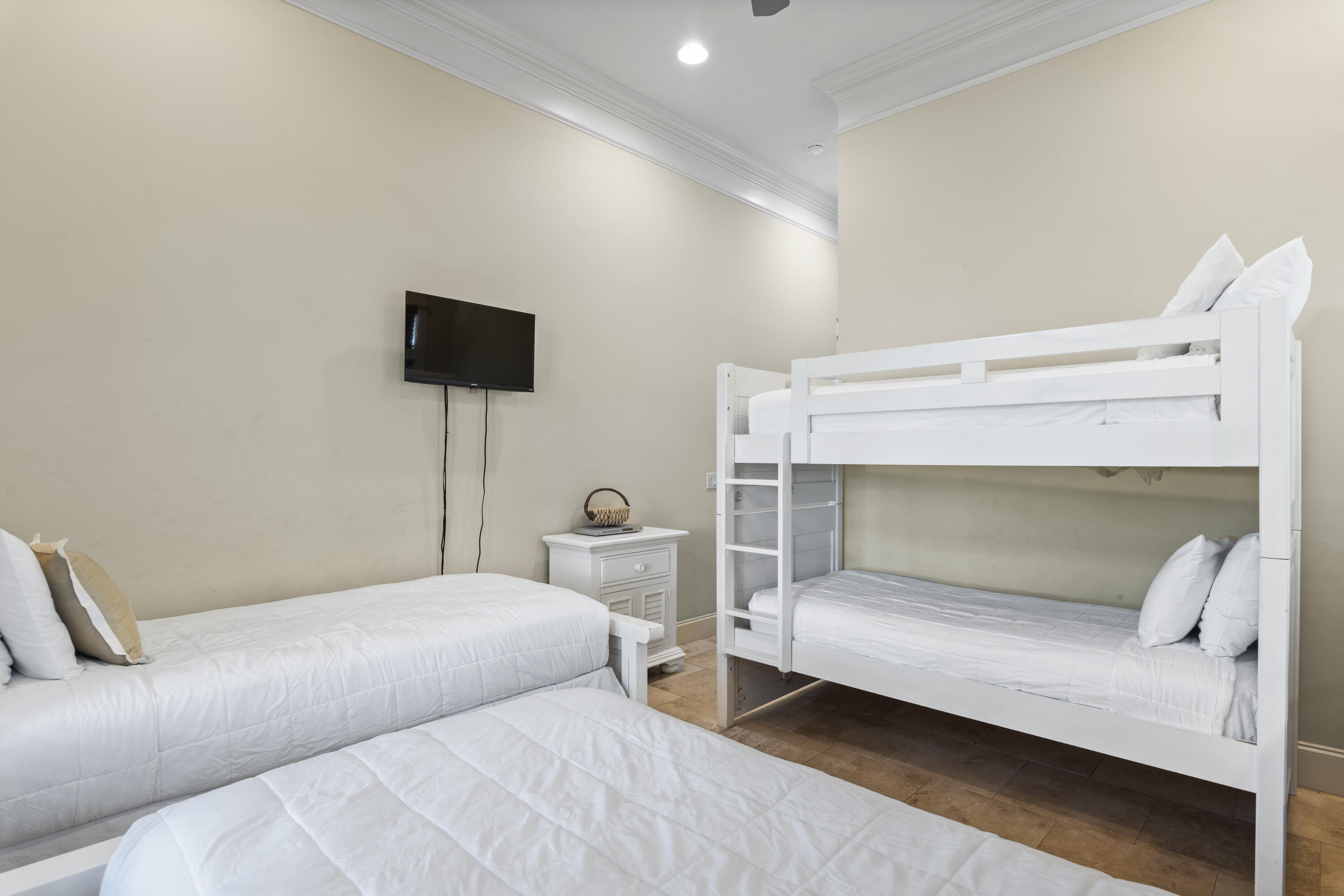 SEANEST VILLAGE - Residential