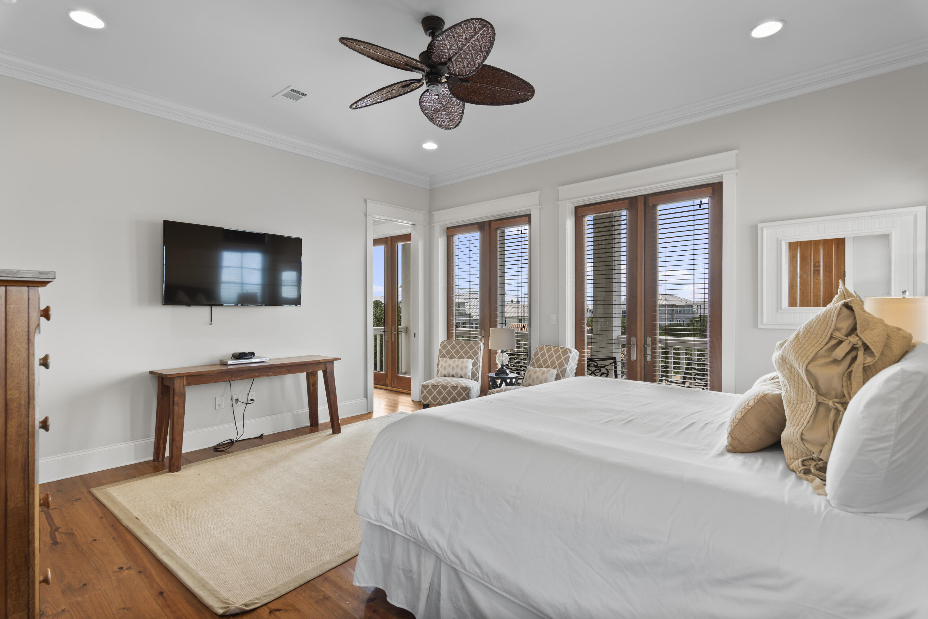 SEANEST VILLAGE - Residential