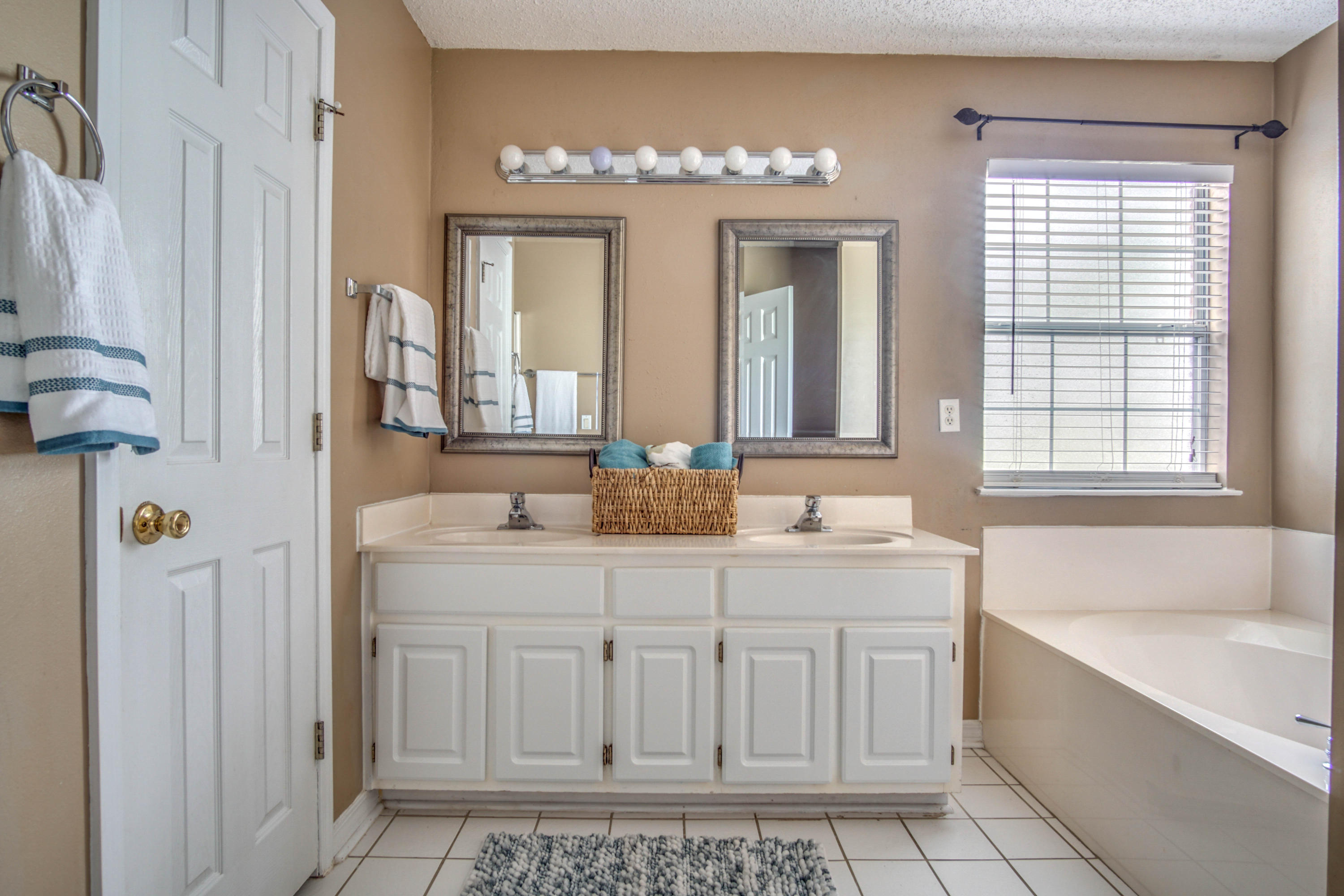 Magnolia Forest II - Residential