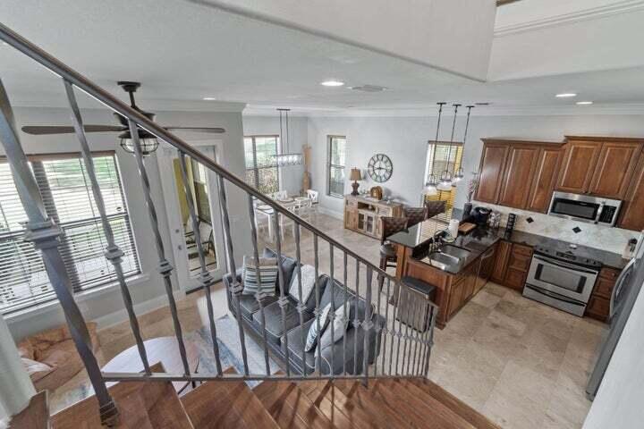 VILLA LAGO - Residential Lease
