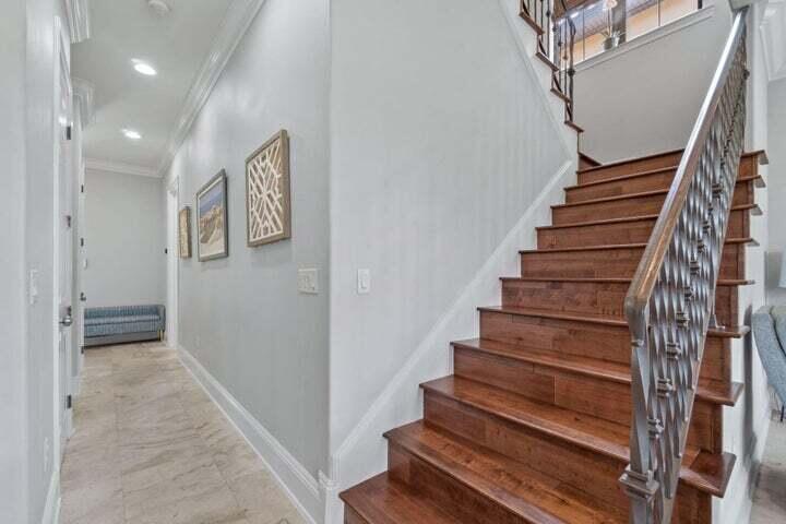VILLA LAGO - Residential Lease