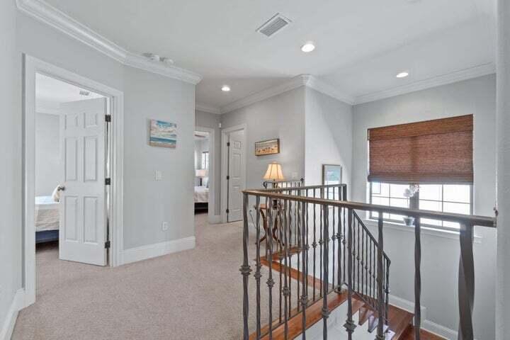 VILLA LAGO - Residential Lease