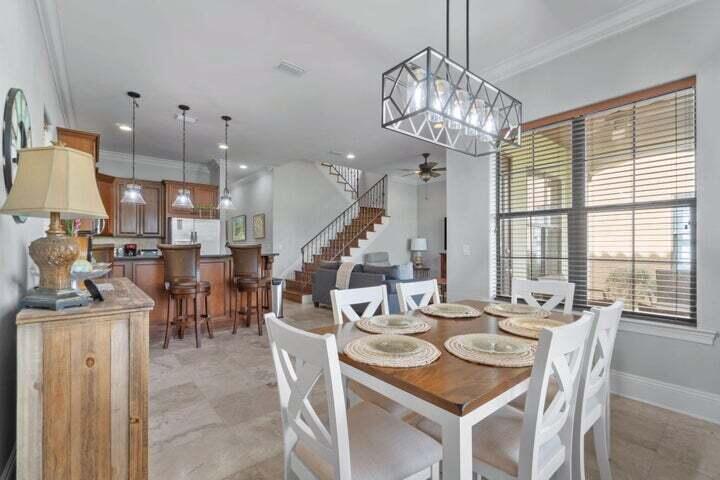 VILLA LAGO - Residential Lease