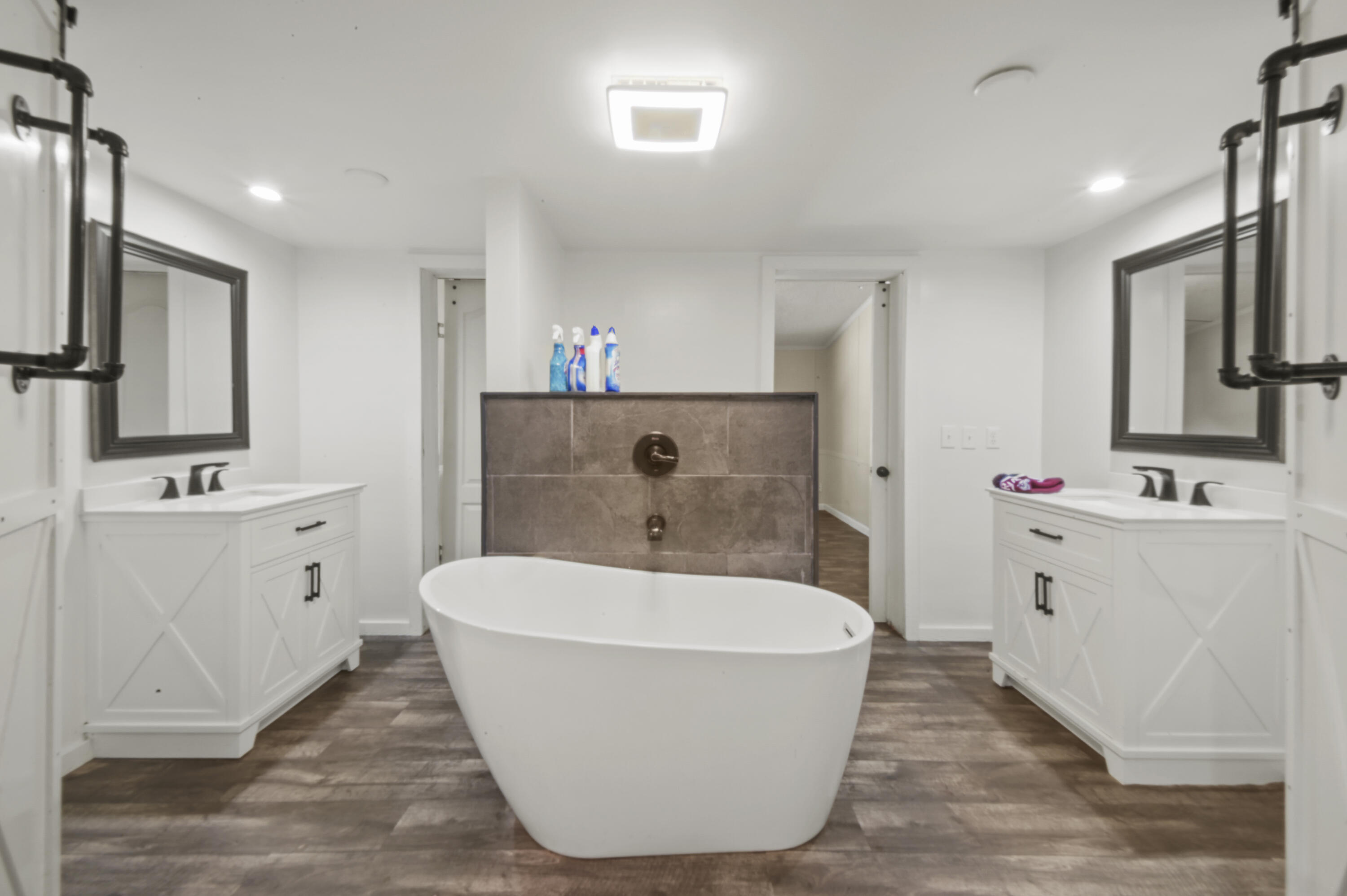 NONESUCH WAY - Residential