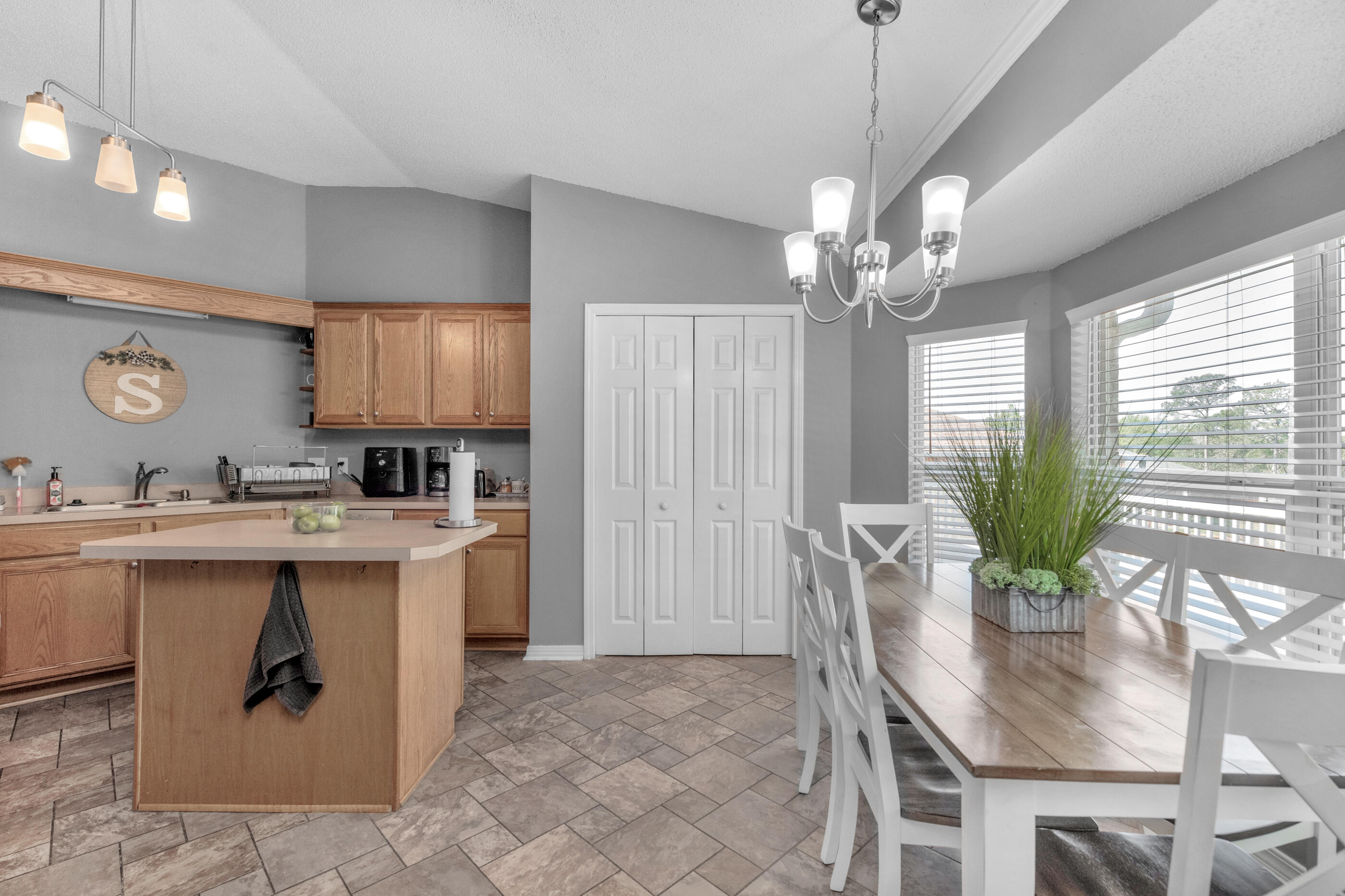 WESTVIEW ESTATES PH 4 - Residential