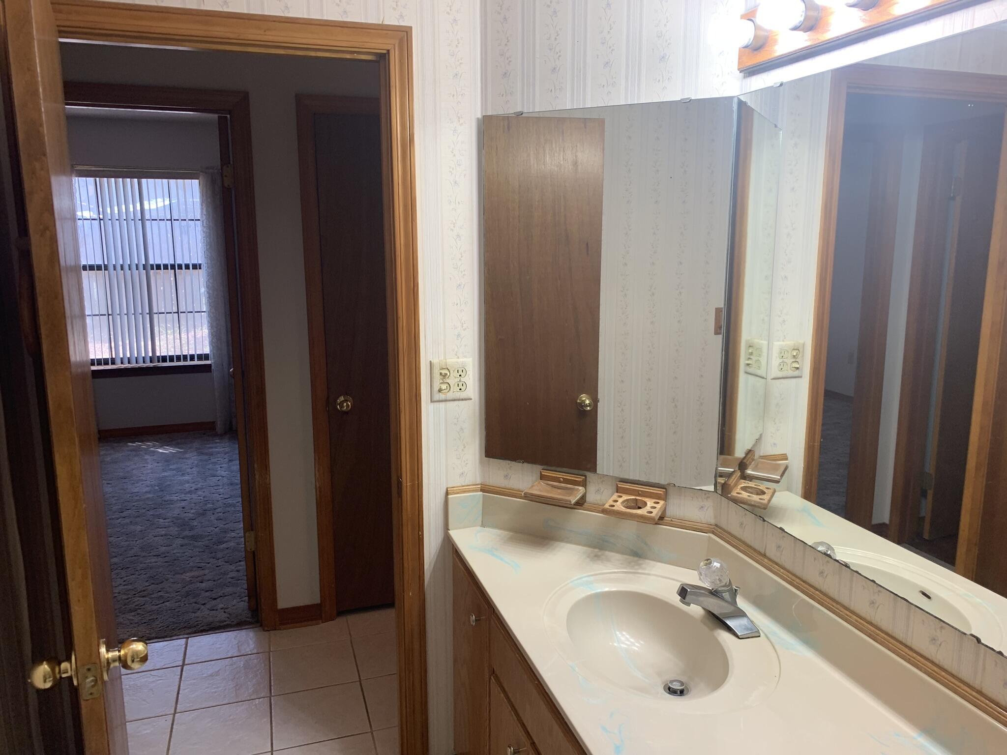 COUNTRYVIEW ESTATES - Residential