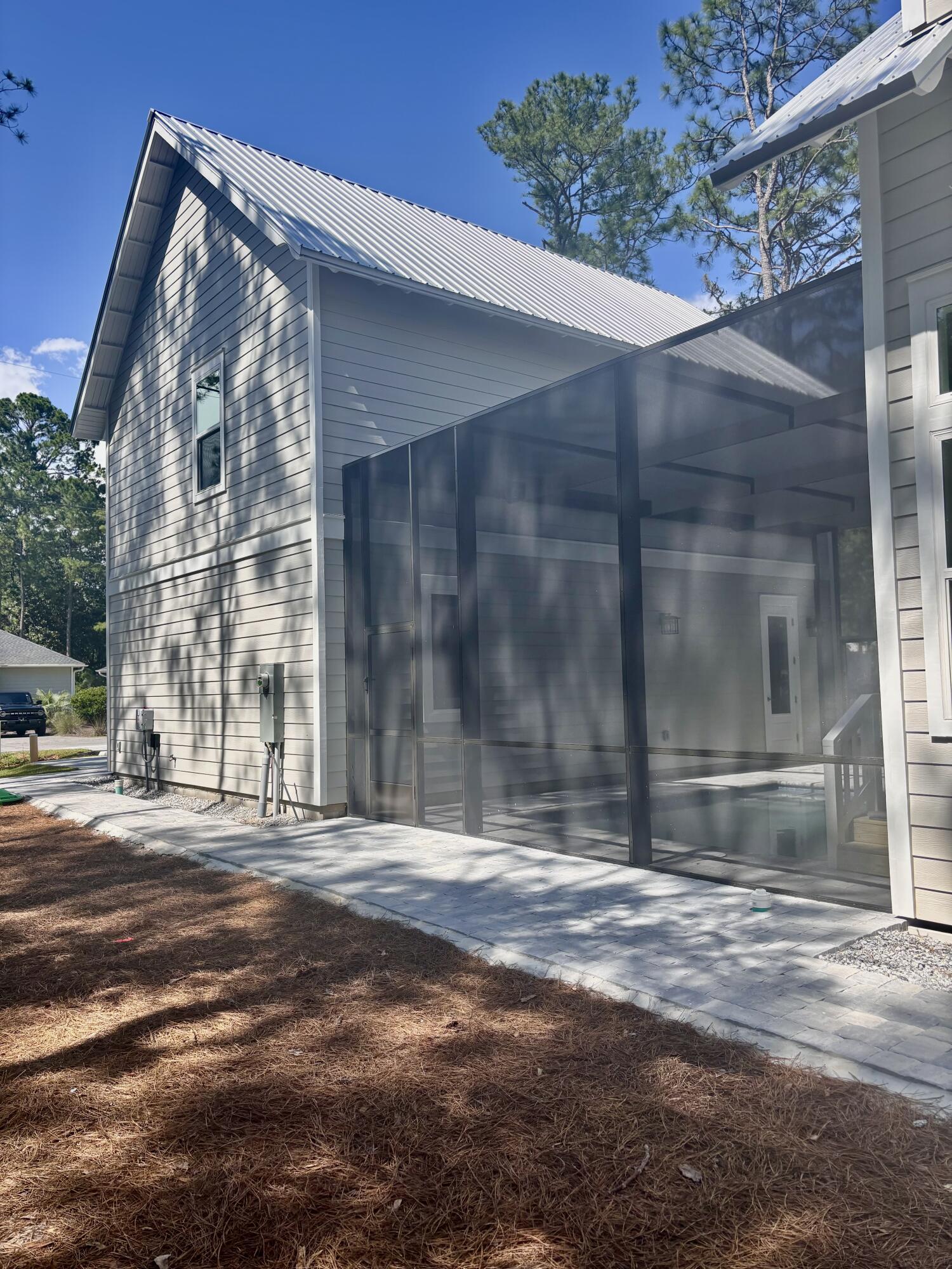 MAGNOLIA BEACH - Residential