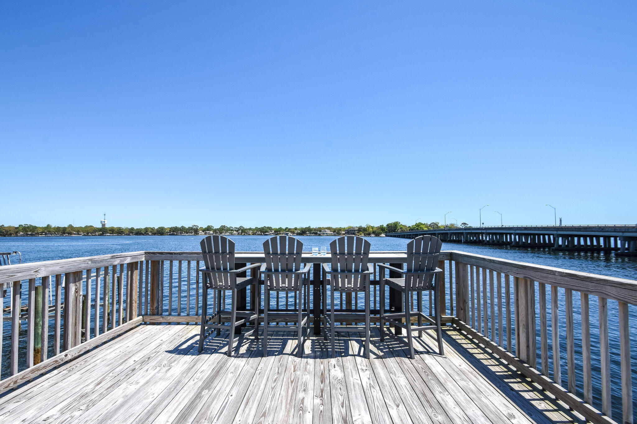 LIGHTHOUSE POINTE - Residential