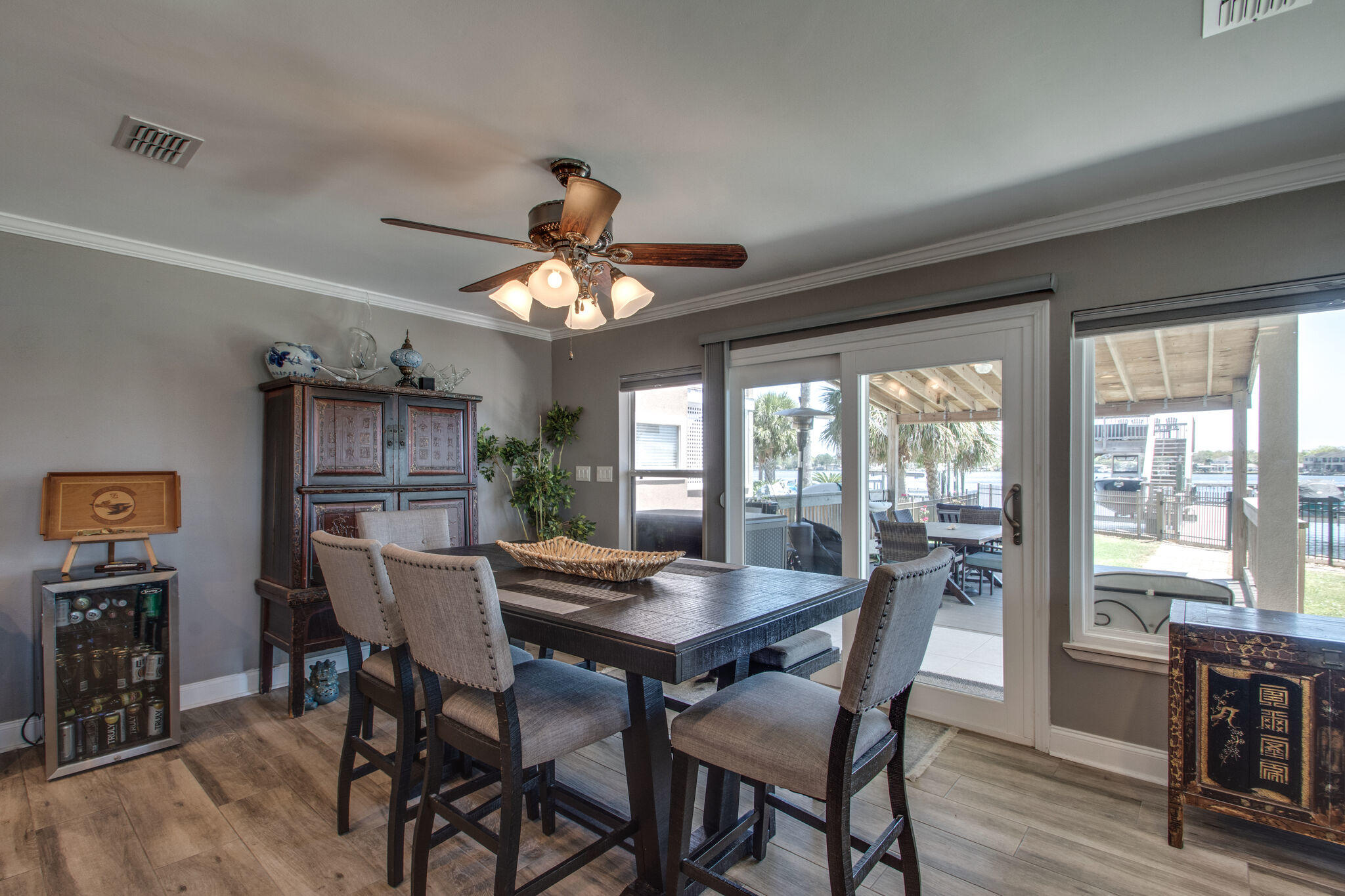 LIGHTHOUSE POINTE - Residential