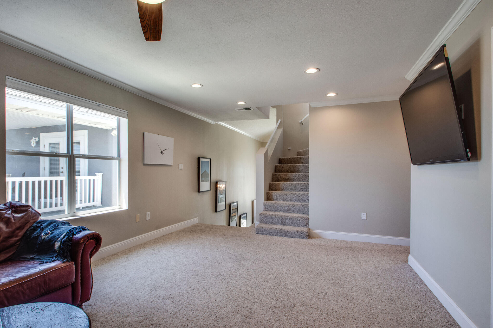LIGHTHOUSE POINTE - Residential