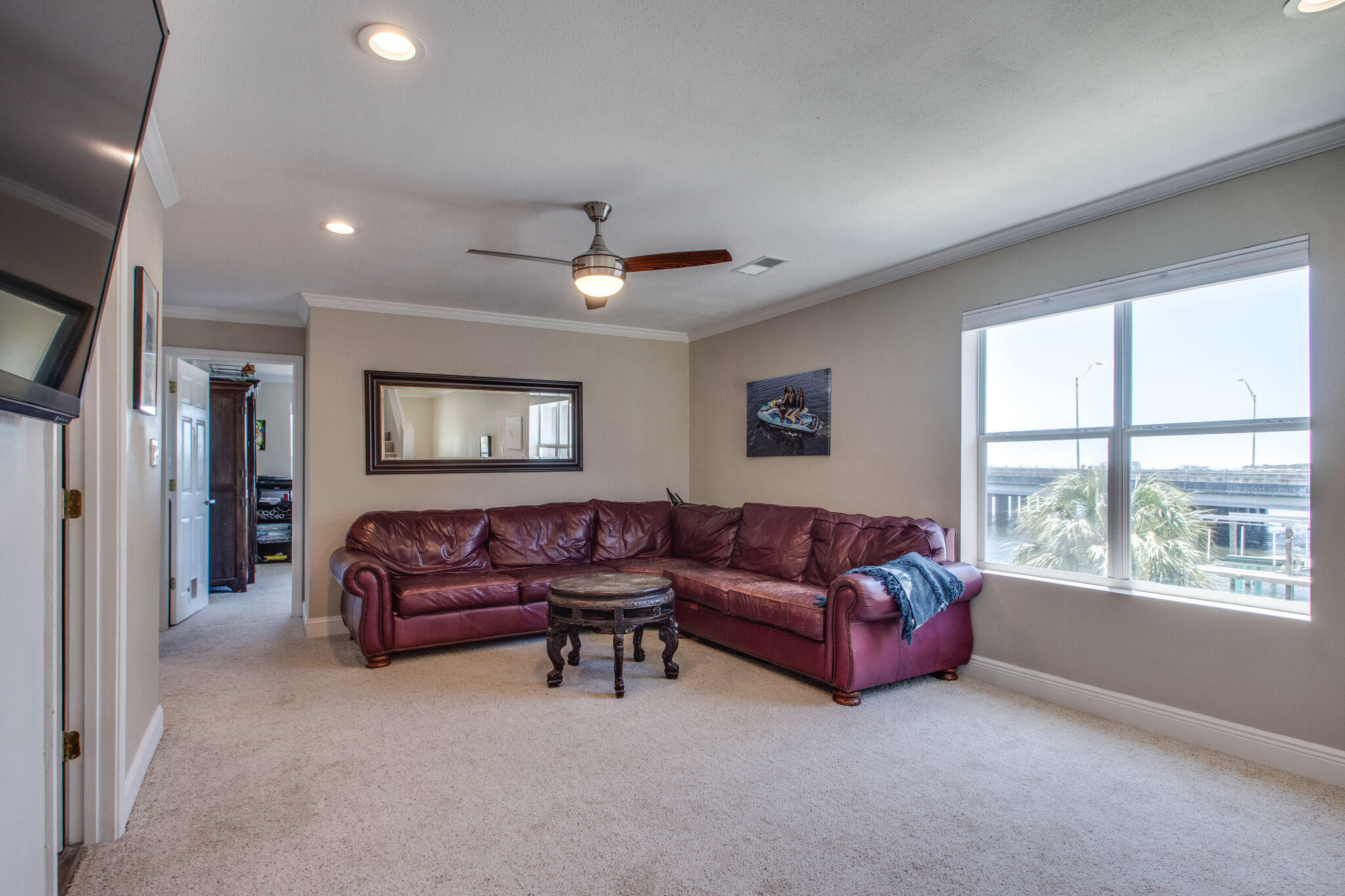 LIGHTHOUSE POINTE - Residential