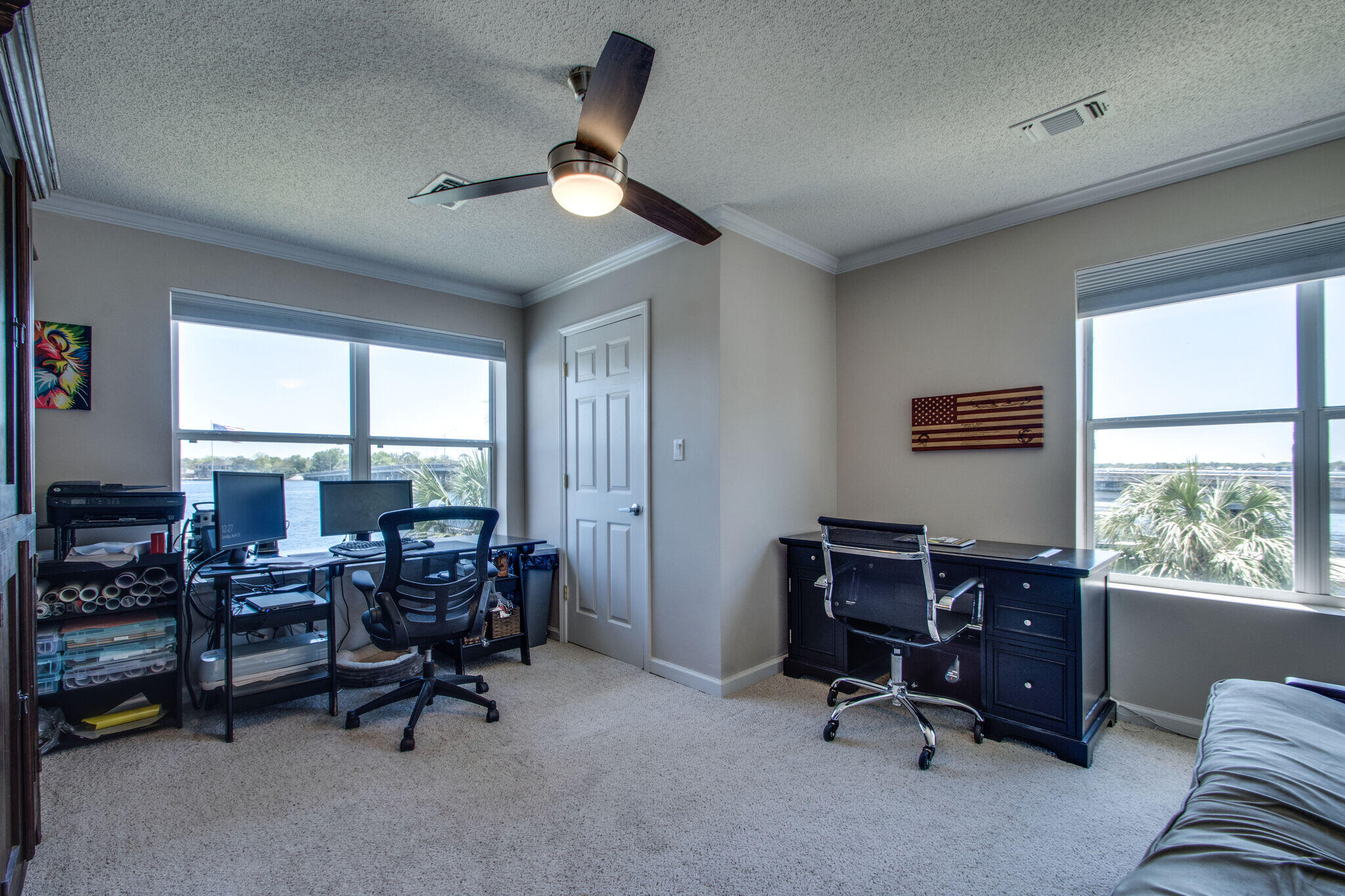 LIGHTHOUSE POINTE - Residential