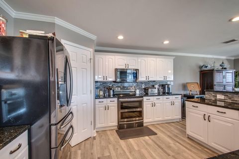 A home in Fort Walton Beach