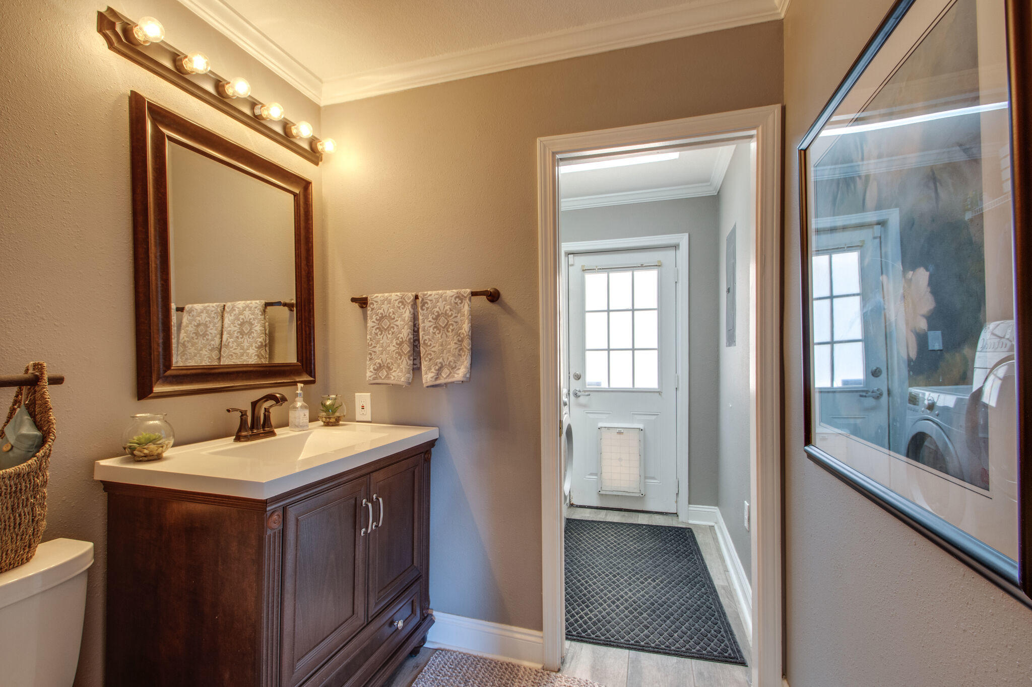 LIGHTHOUSE POINTE - Residential