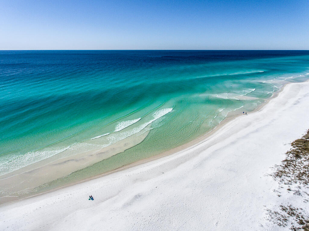 GROVE BY THE SEA - Residential