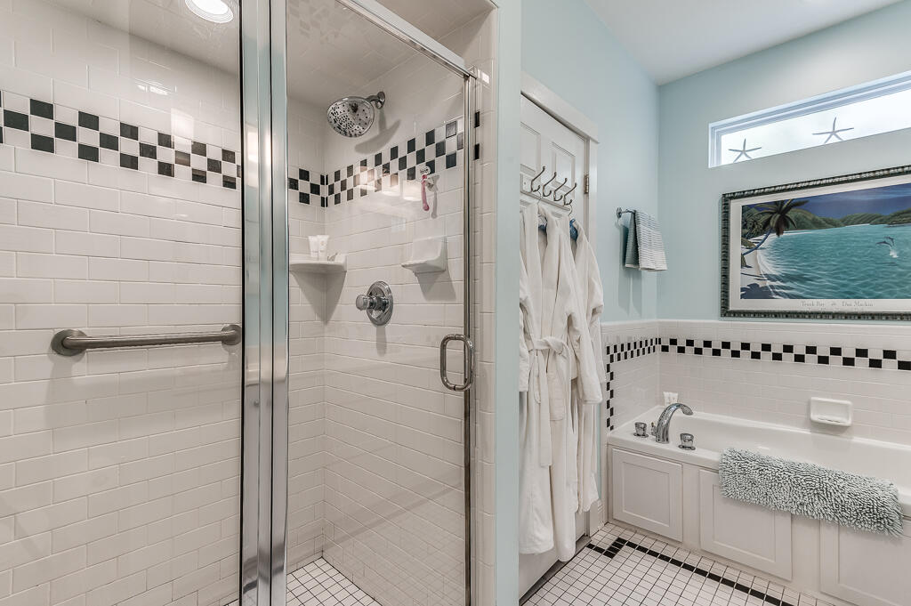 GROVE BY THE SEA - Residential