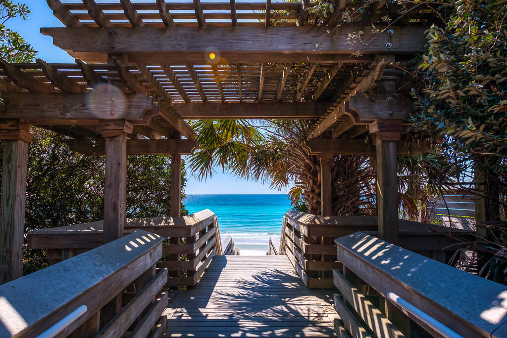 GROVE BY THE SEA - Residential