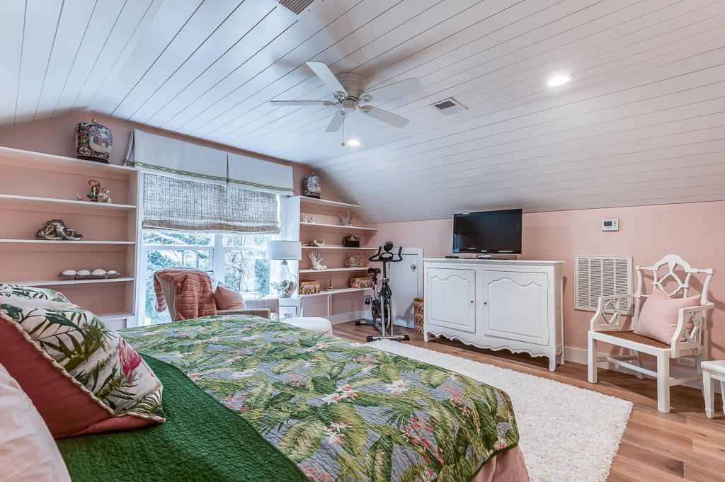 GROVE BY THE SEA - Residential