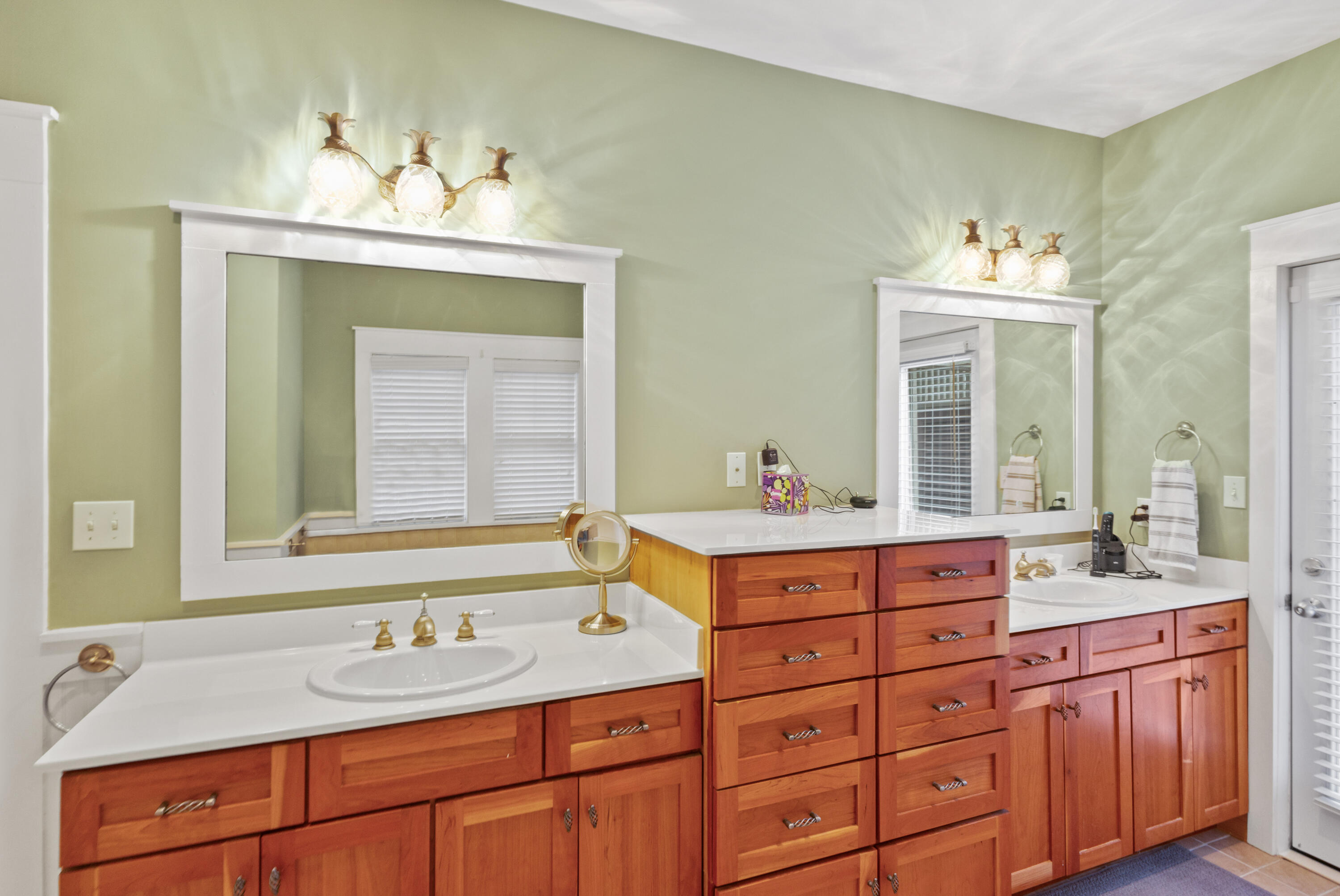 SUMMER RIDGE - Residential