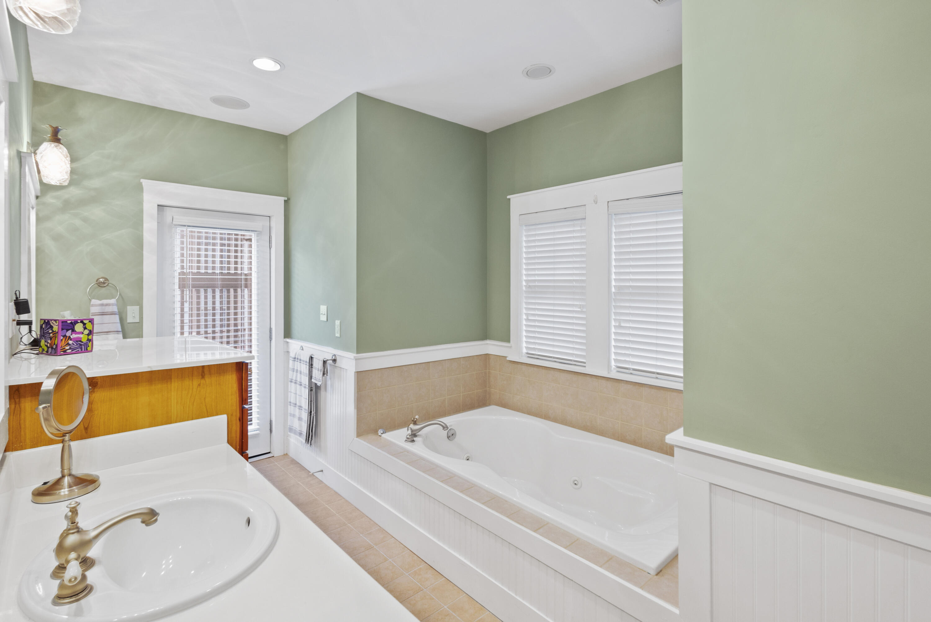 SUMMER RIDGE - Residential