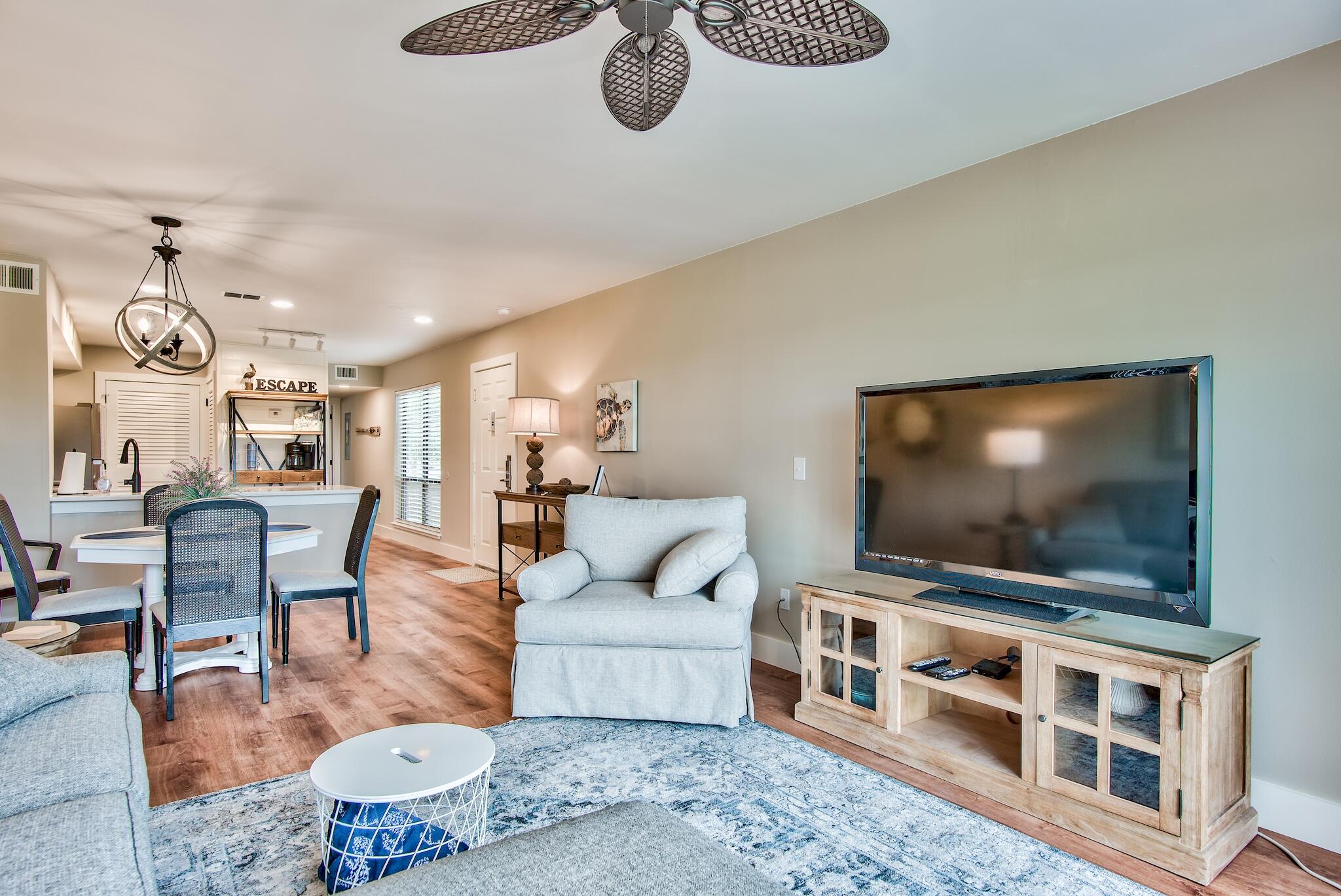 HARBOUR POINT CONDO - Residential