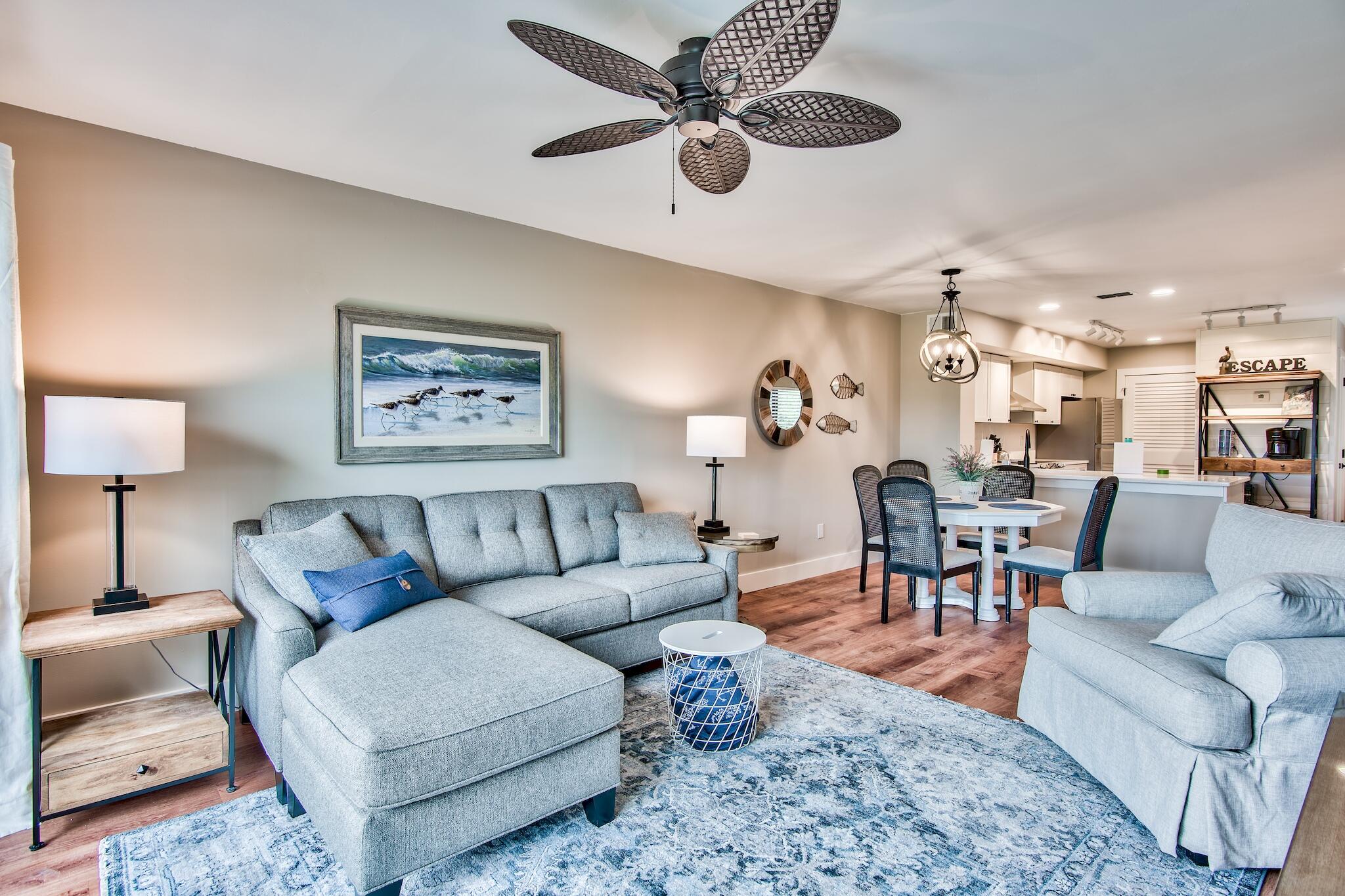 HARBOUR POINT CONDO - Residential