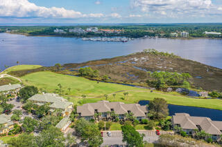 HARBOUR POINT CONDO - Residential