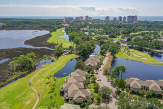 HARBOUR POINT CONDO - Residential