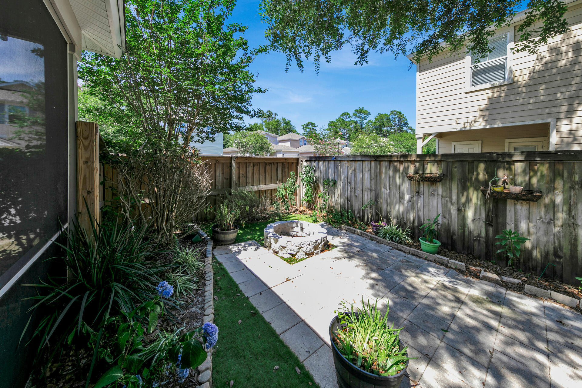 PLANTATION AT SANTA ROSA - Residential