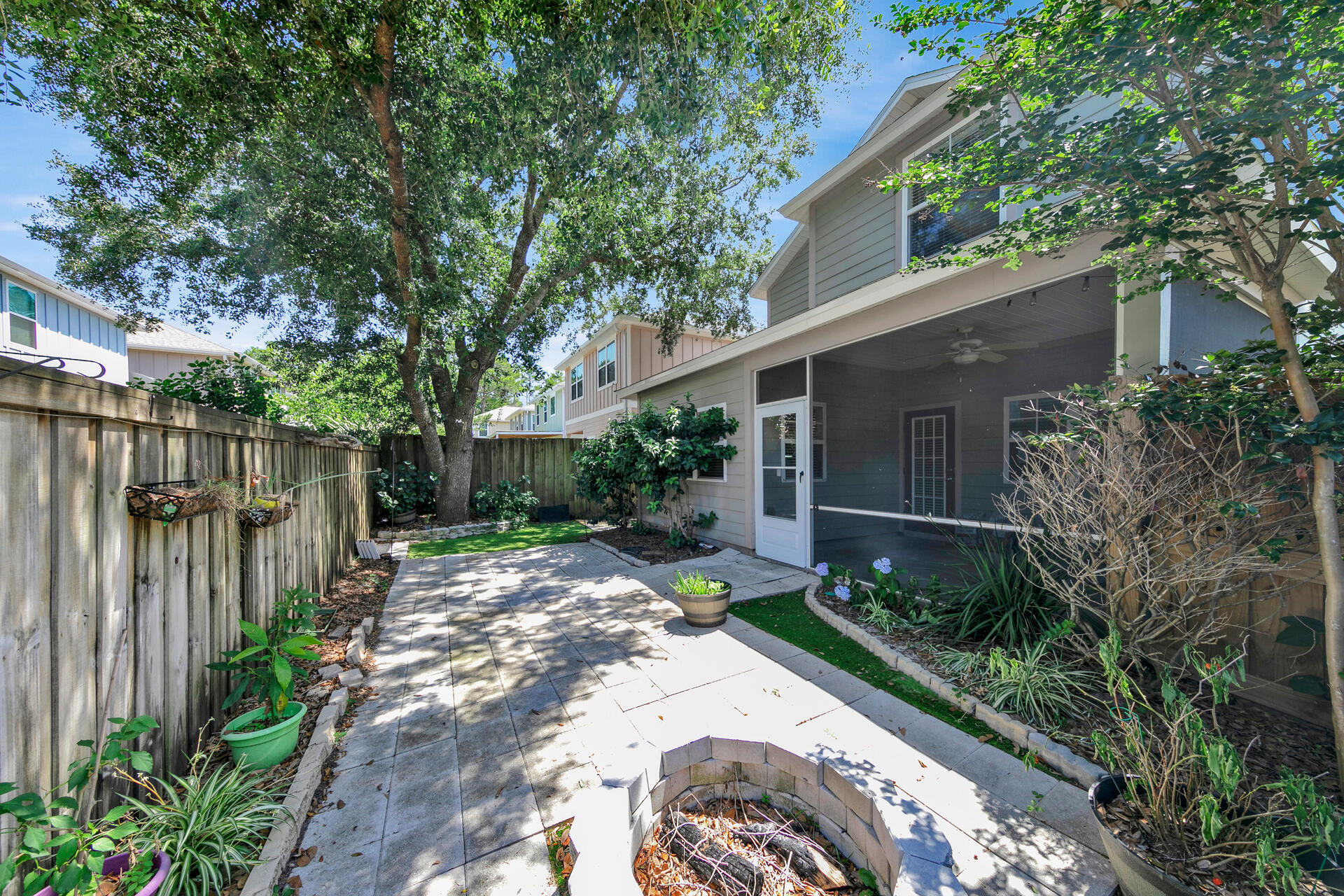 PLANTATION AT SANTA ROSA - Residential