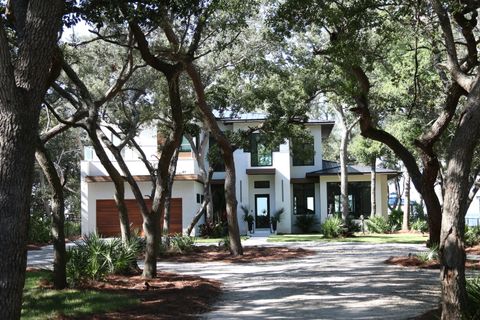 A home in Destin