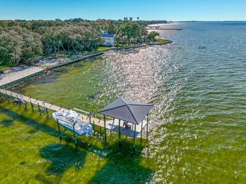 A home in Destin