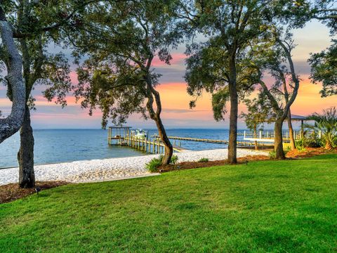 A home in Destin