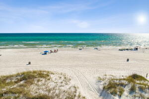 Moonraker - Residential