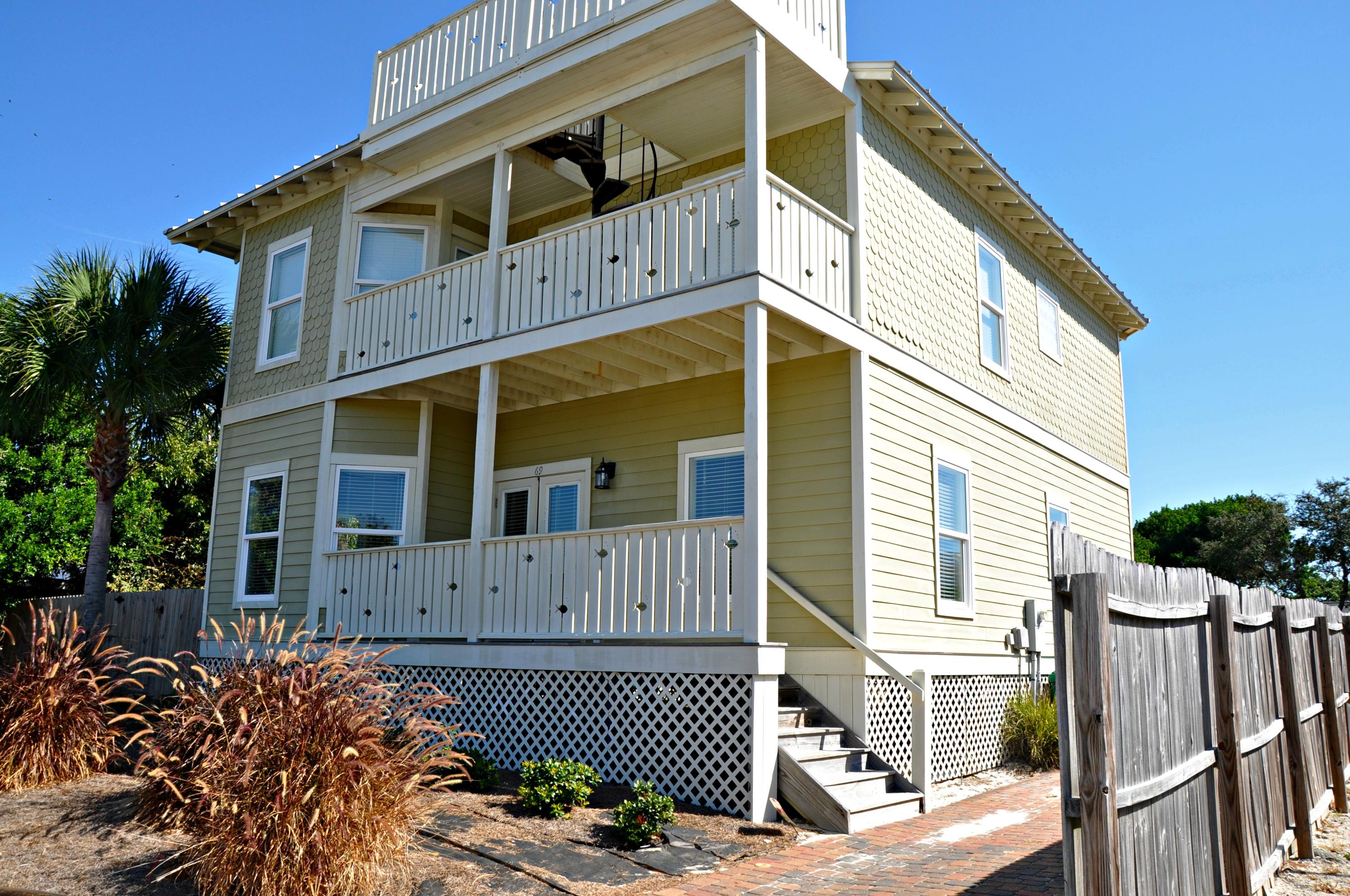 CRYSTAL BEACH - Residential