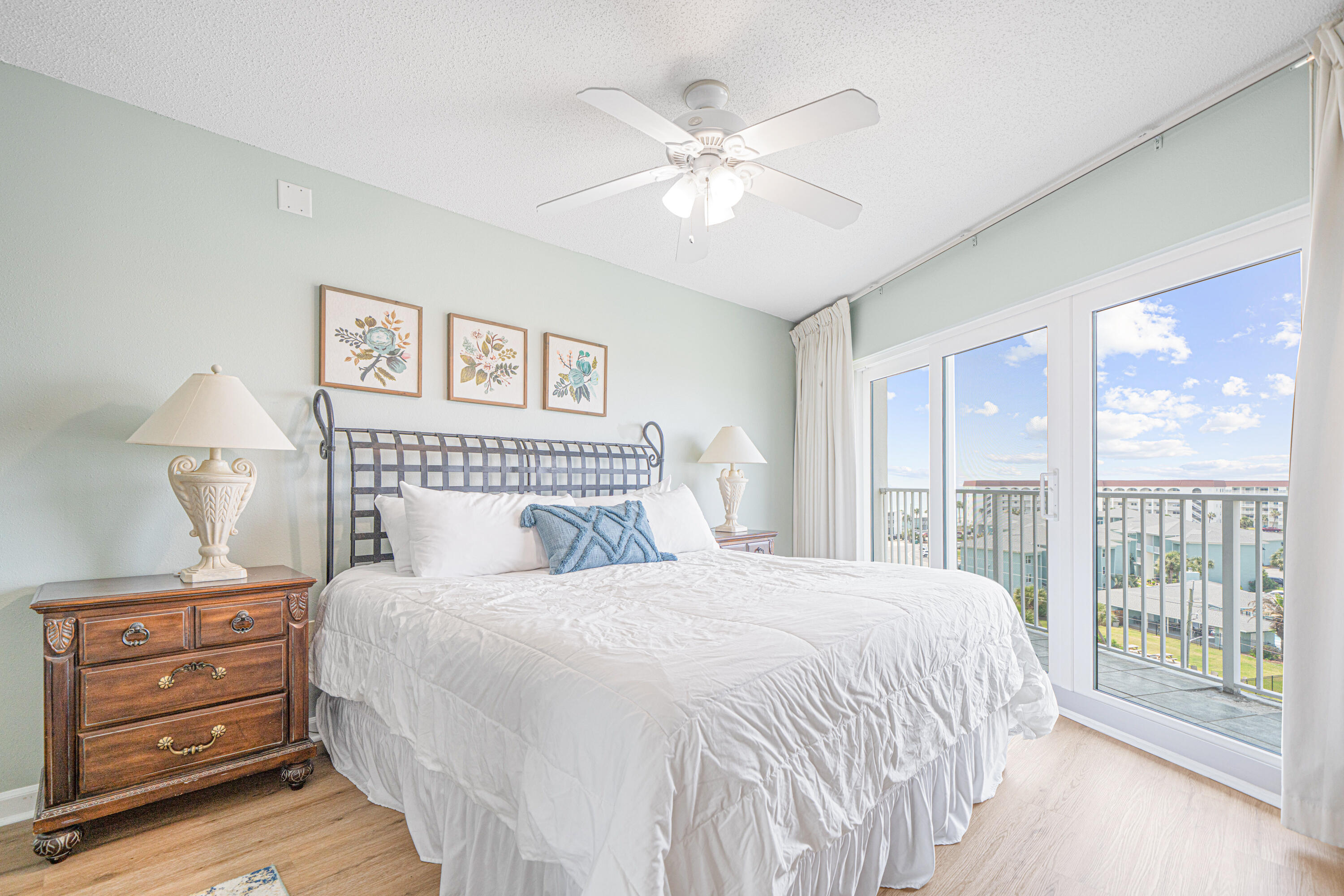 SEACREST CONDOMINIUMS - Residential
