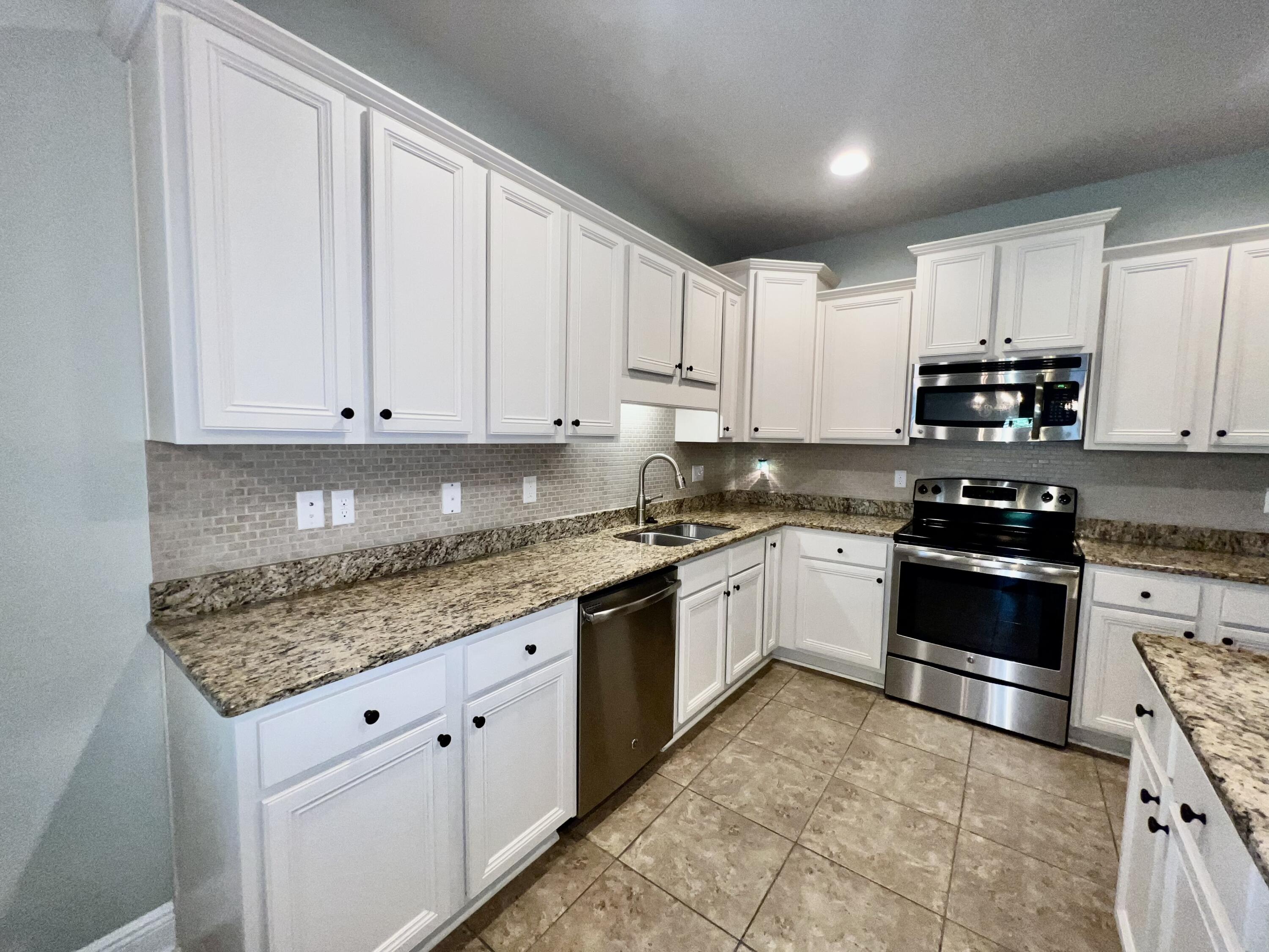 DRIFTWOOD ESTATES PH IIC - Residential