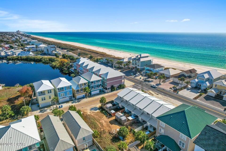 RIVIERA BEACH - Land